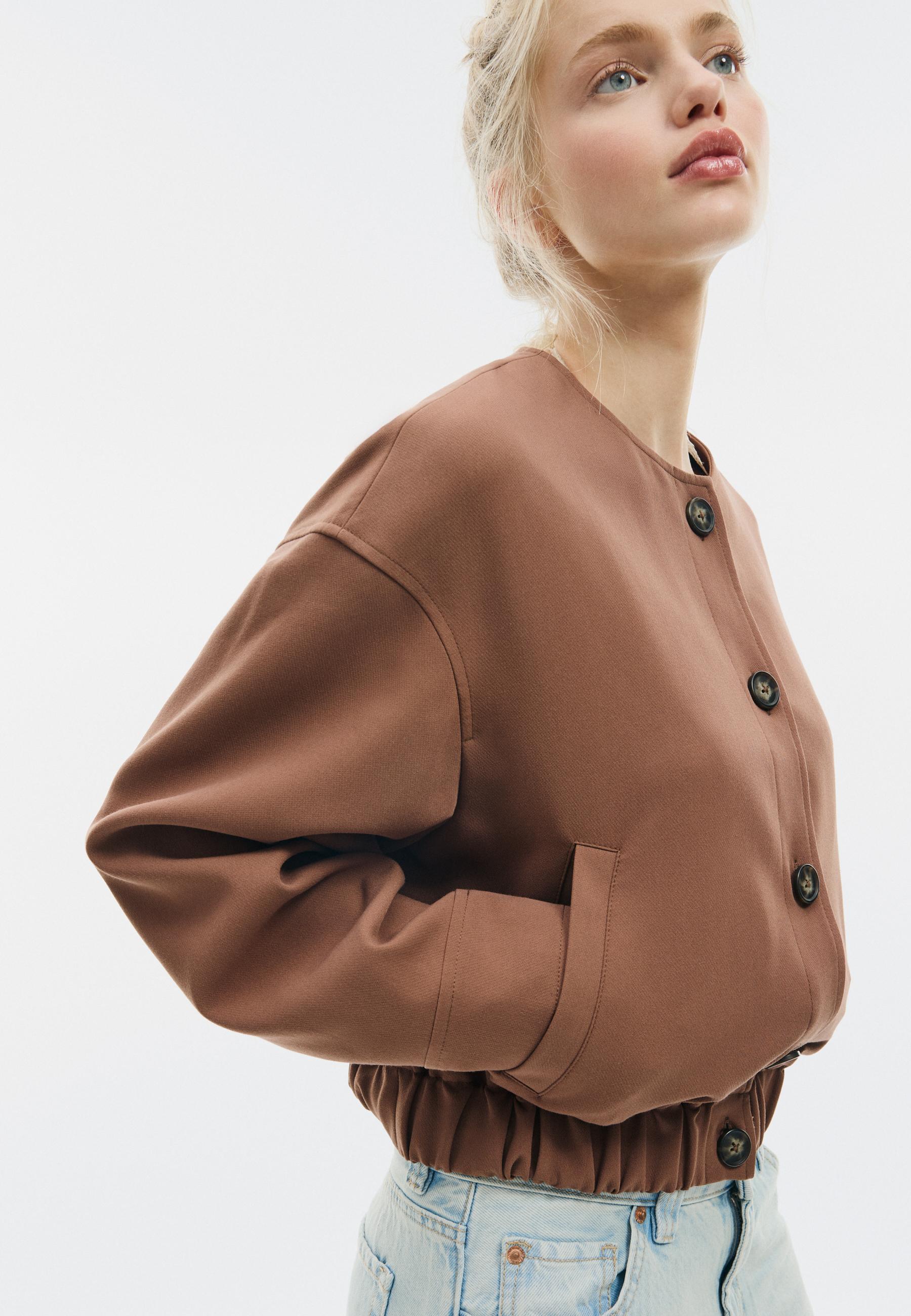 Puff sleeve round neck jacket — Brown