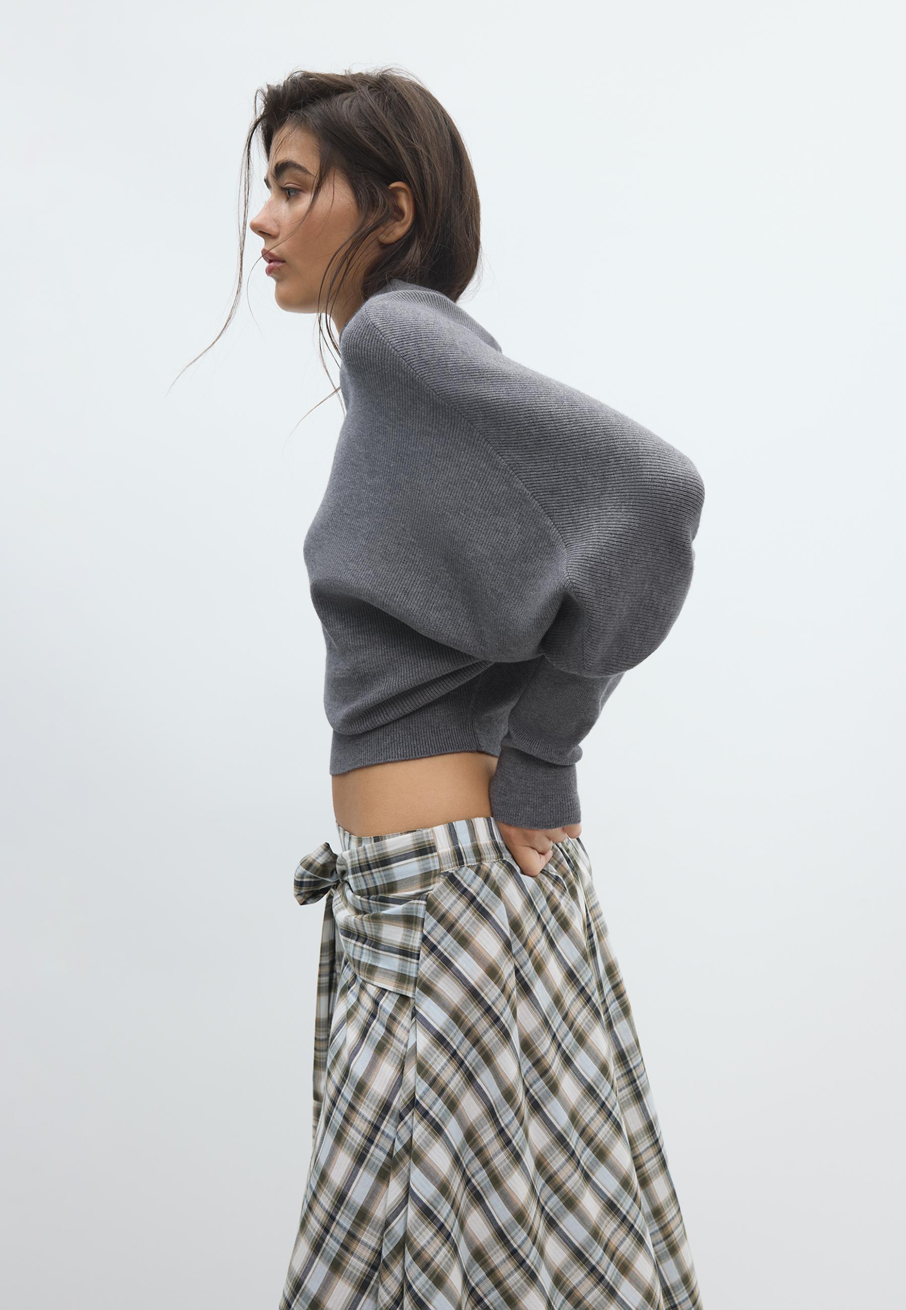 Batwing sleeve mock neck knit sweater — Dark grey