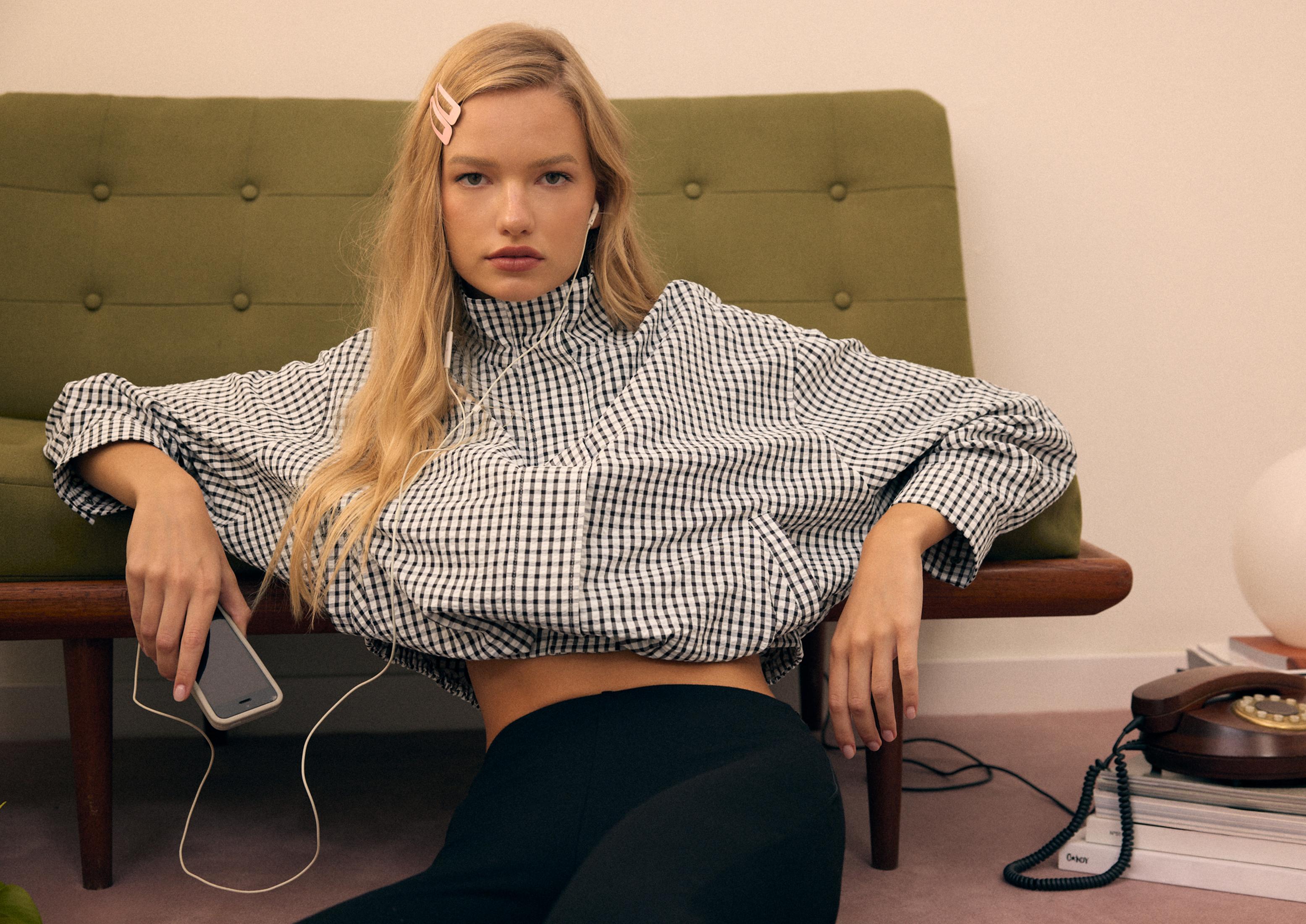 Oversize check print jacket — Black