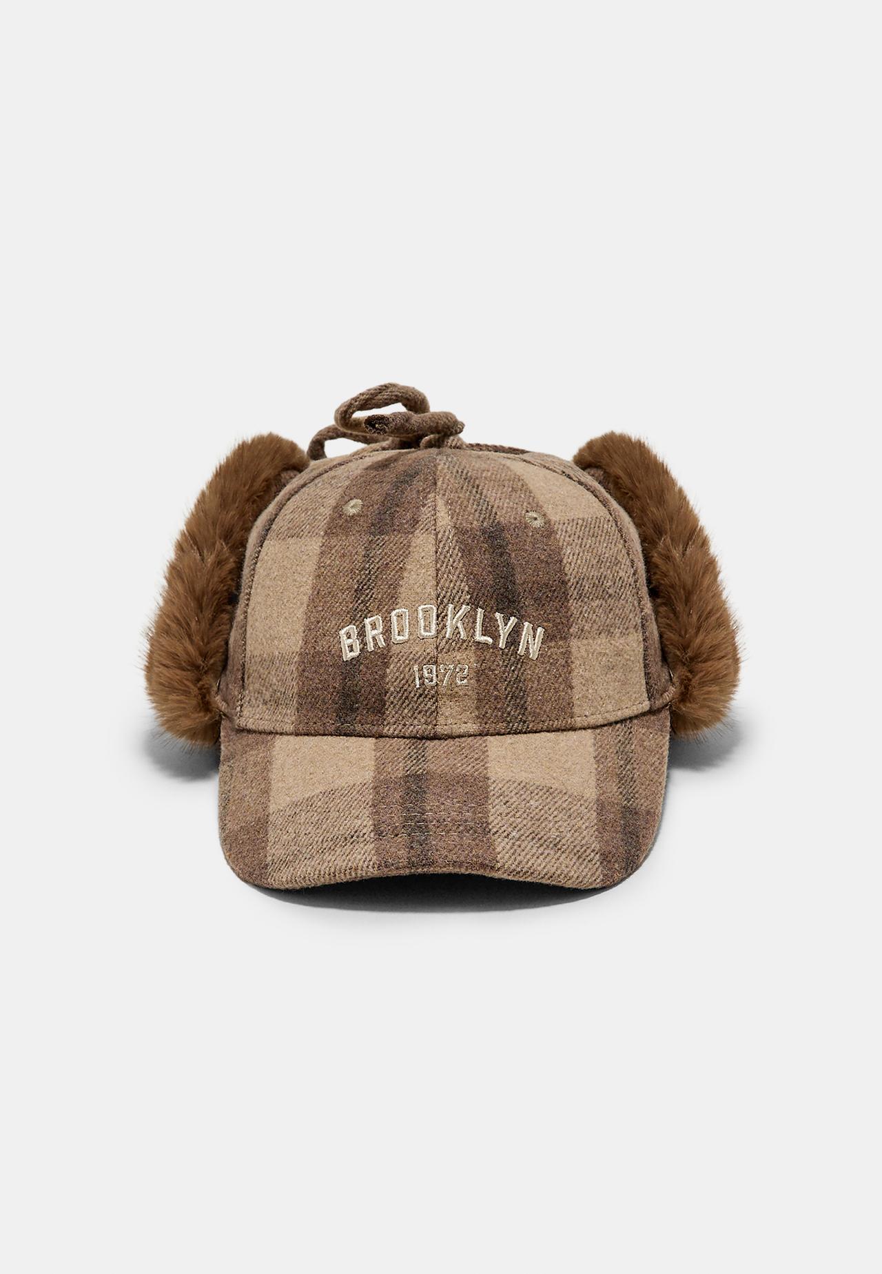 Faux fur check cap — Brown