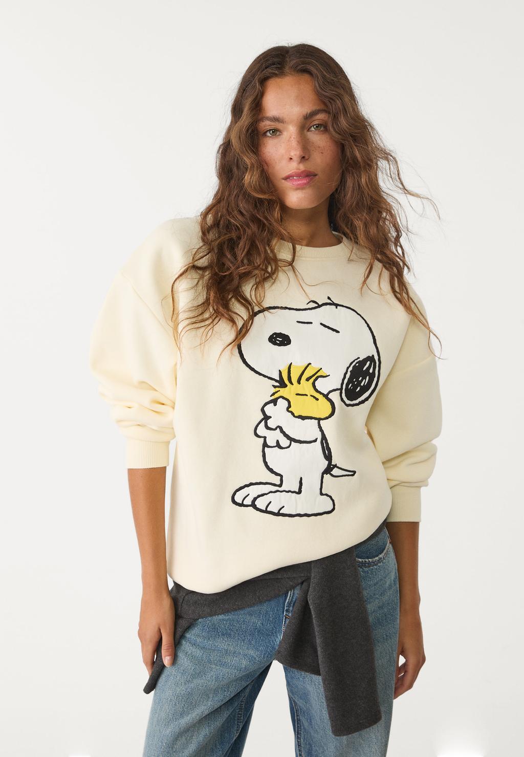 Embroidered Peanuts sweatshirt