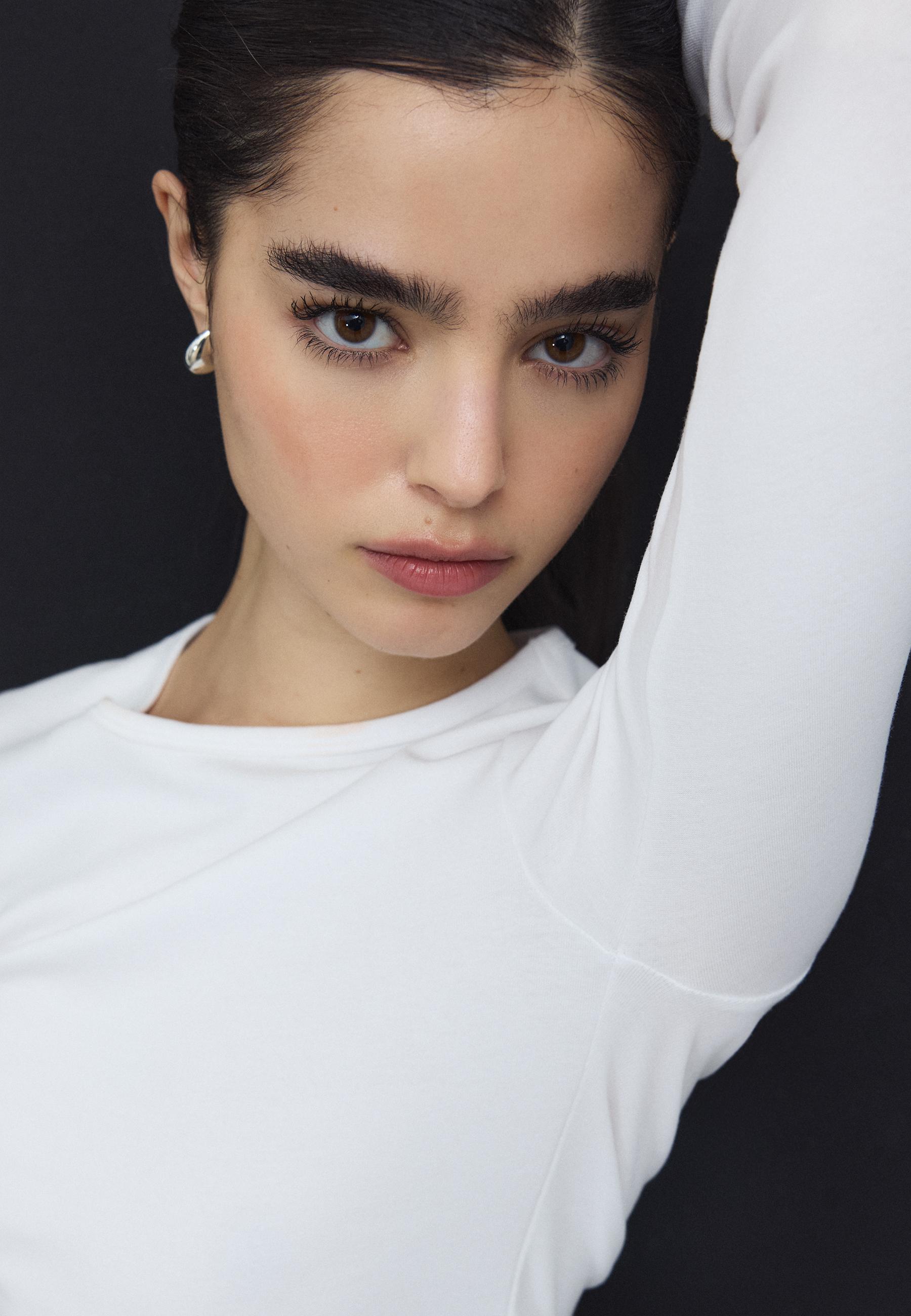 Basic long sleeve cotton T-shirt — White