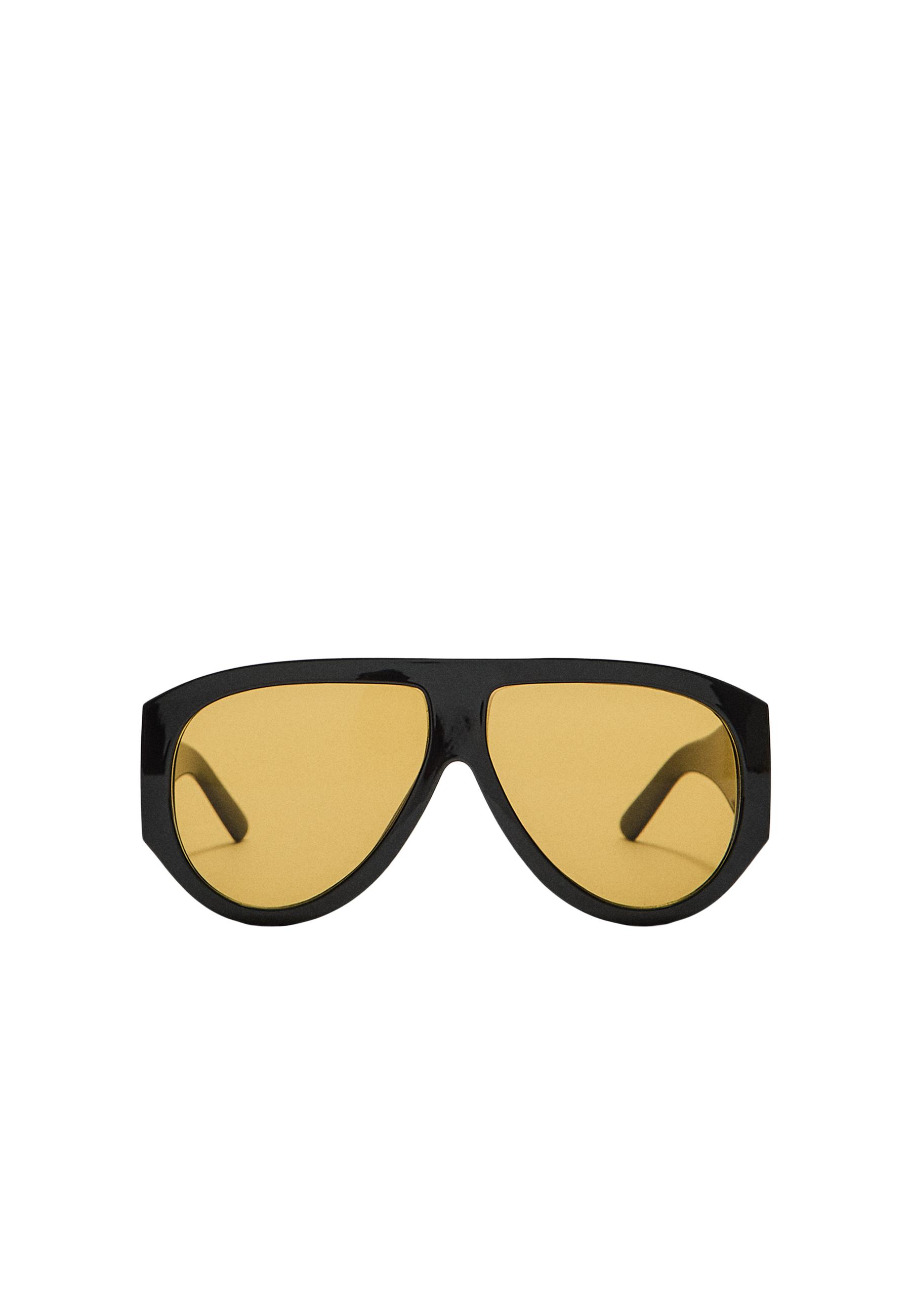 Resin sunglasses — Black