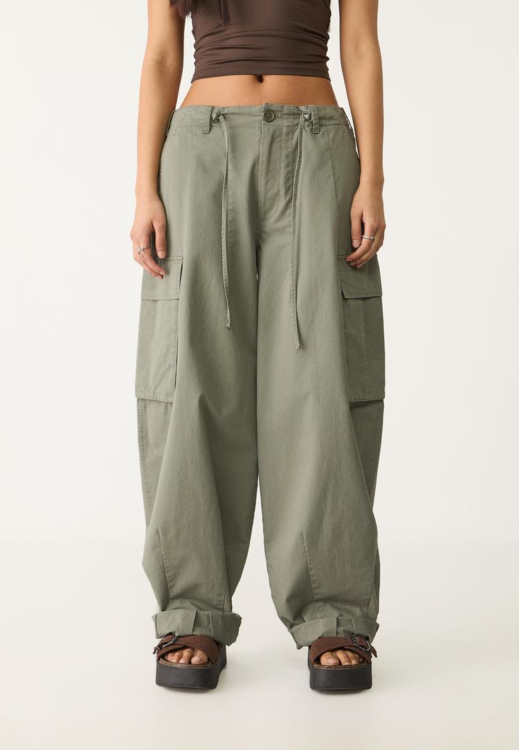 pantalon cargo parachute
