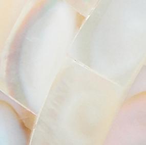 Maxi mother-of-pearl effect bracelet — Ecru