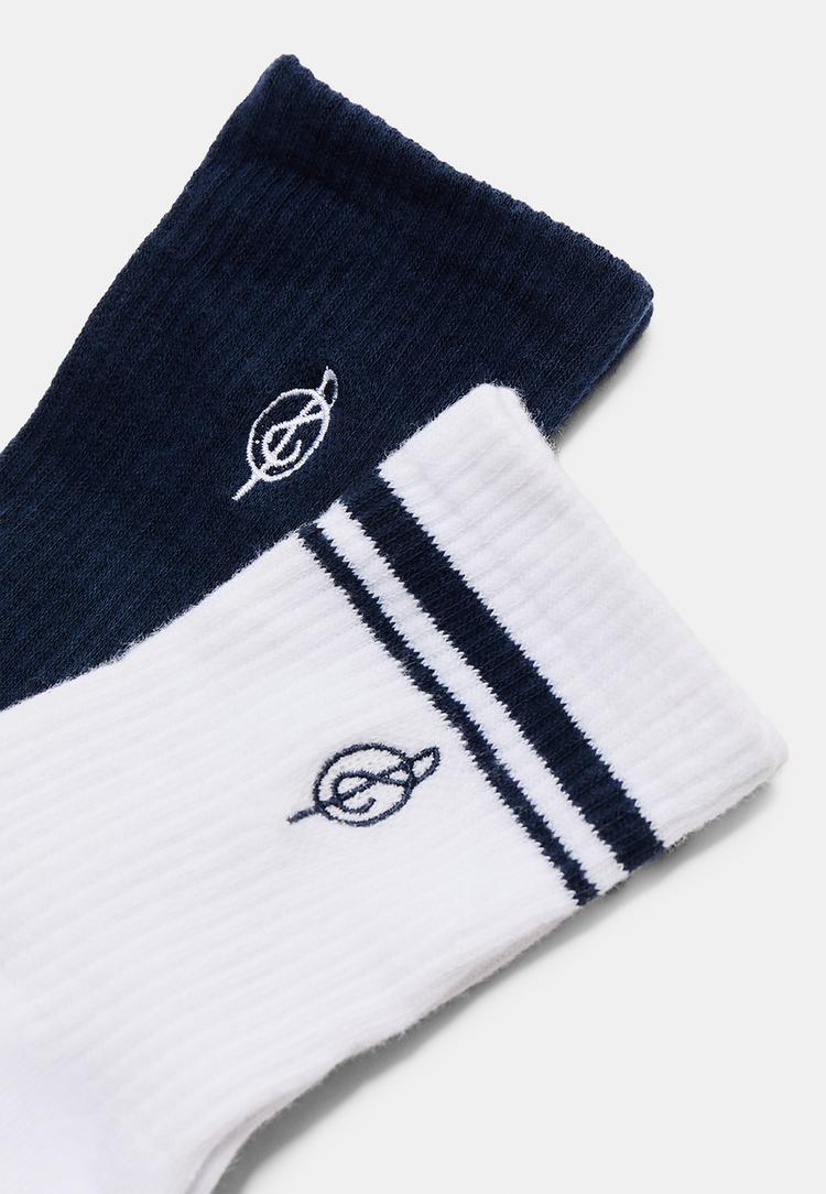 2 pack of striped and embroidered socks