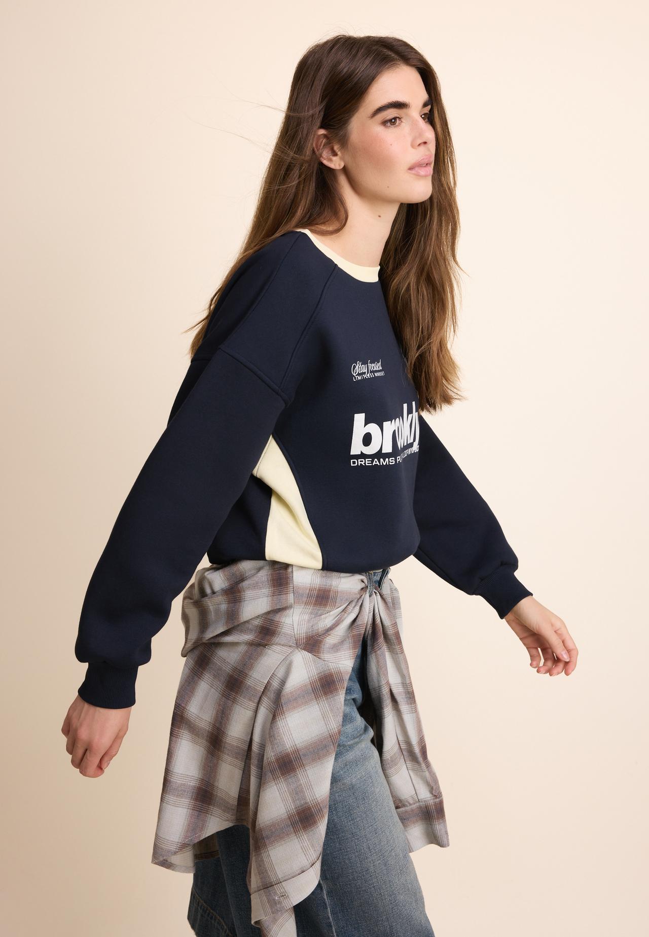 Contrast neck sweatshirt — Navy blue