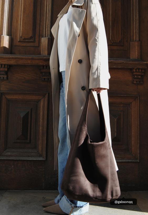 langer-flieender-trenchcoat