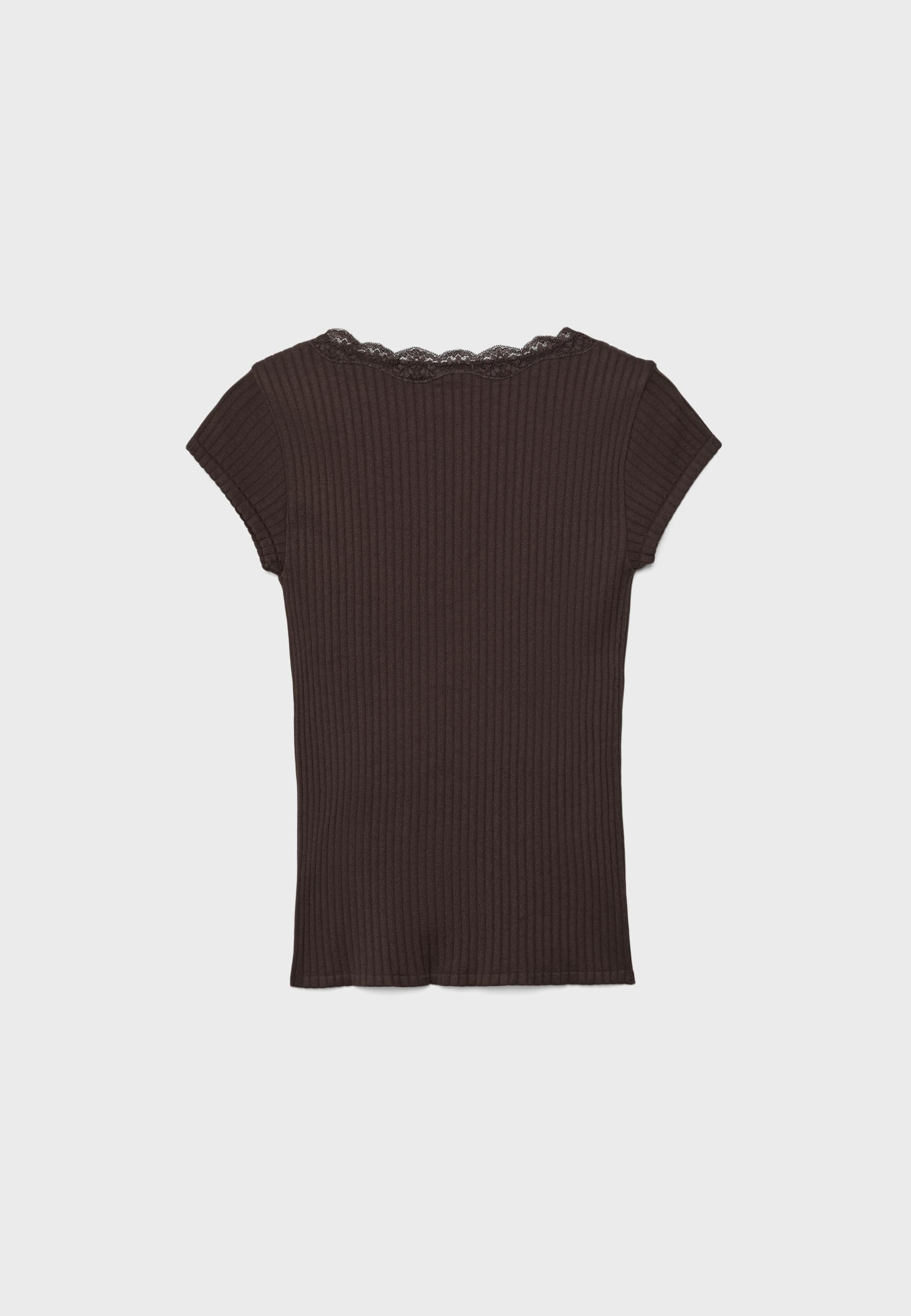 V-neck lace short sleeve T-shirt — Brown