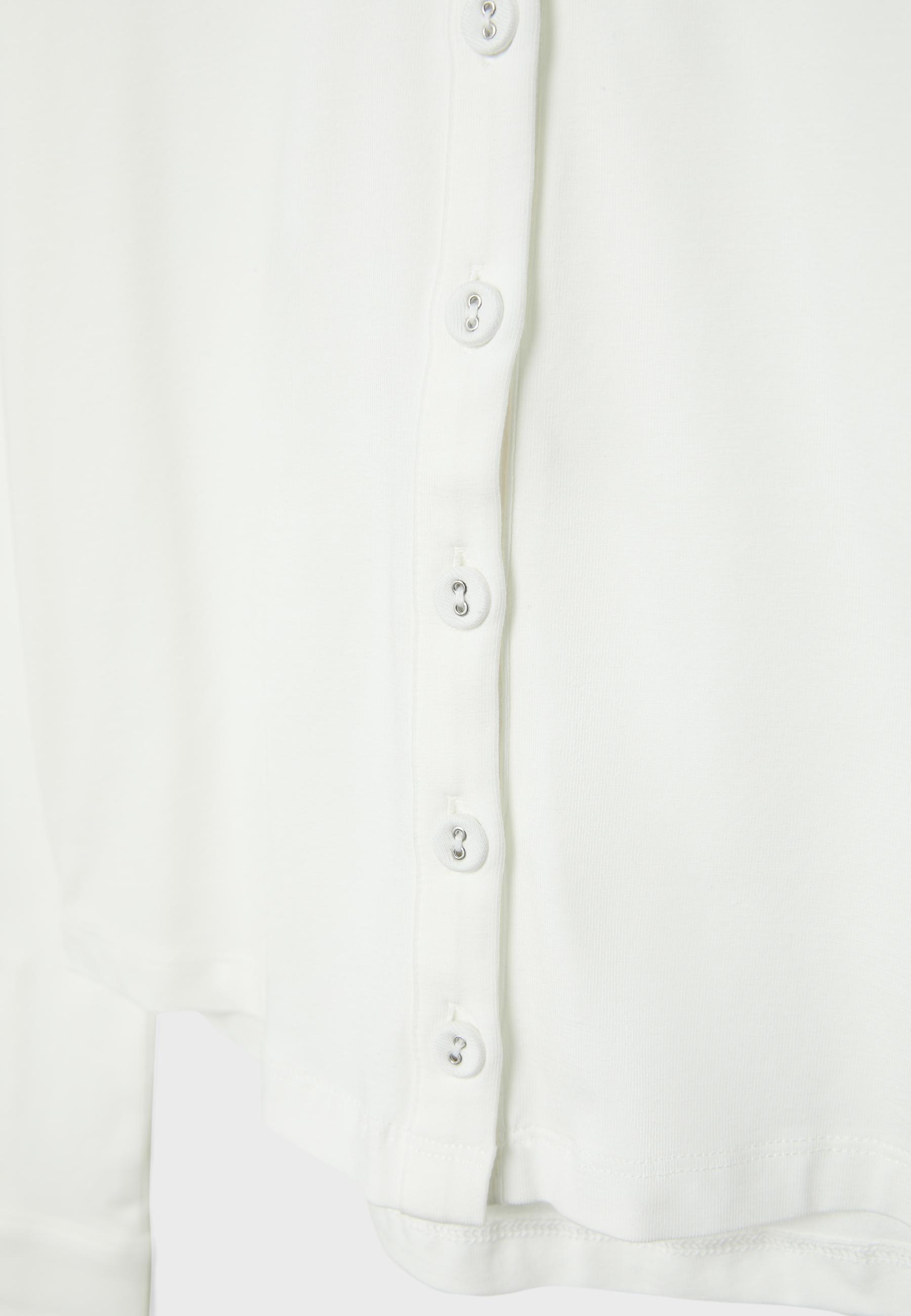 Knit shirt with buttons — White