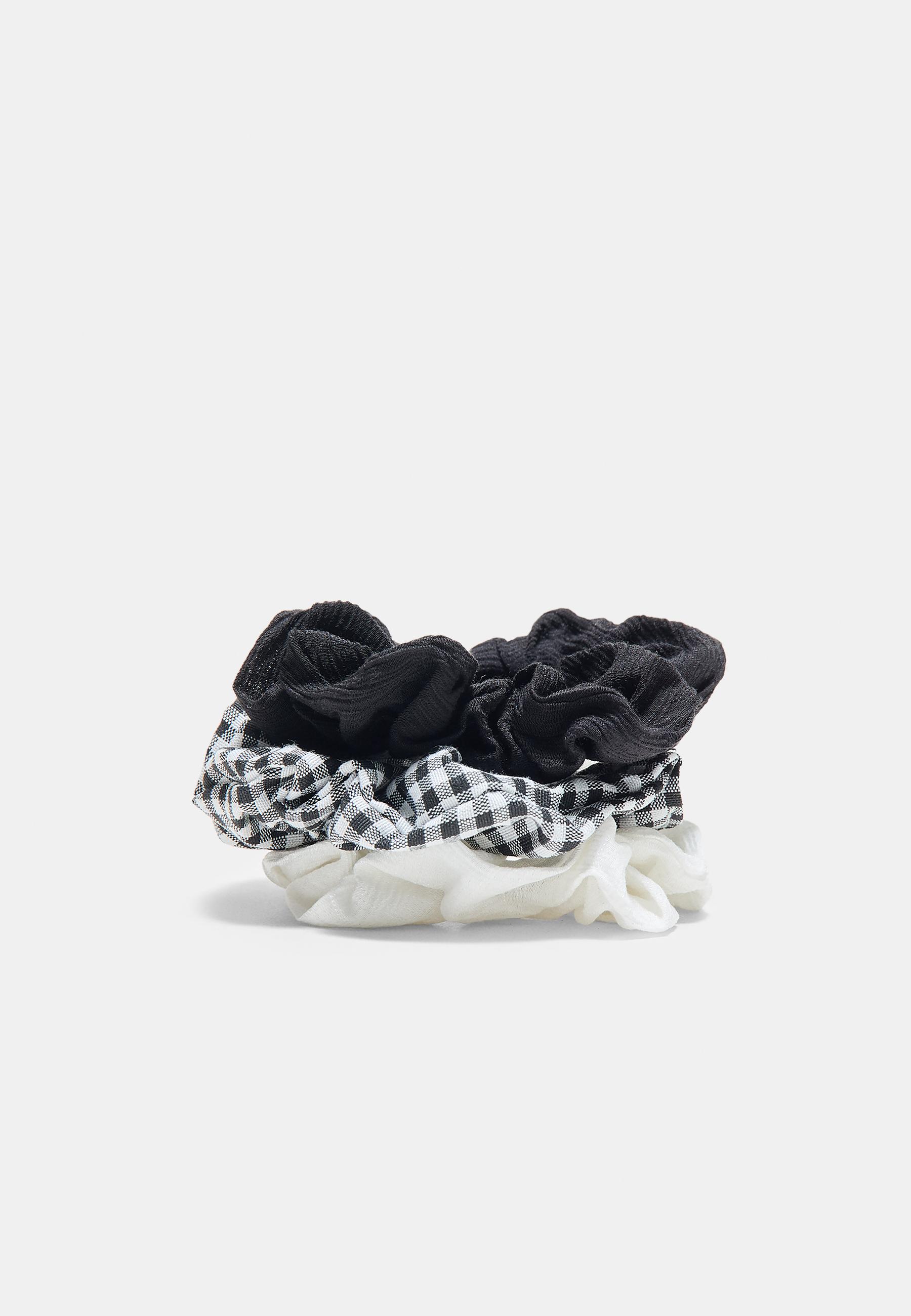 Set of 3 gingham scrunchies — Black