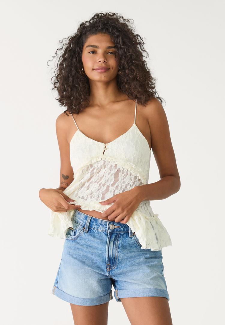d83 short mom fit