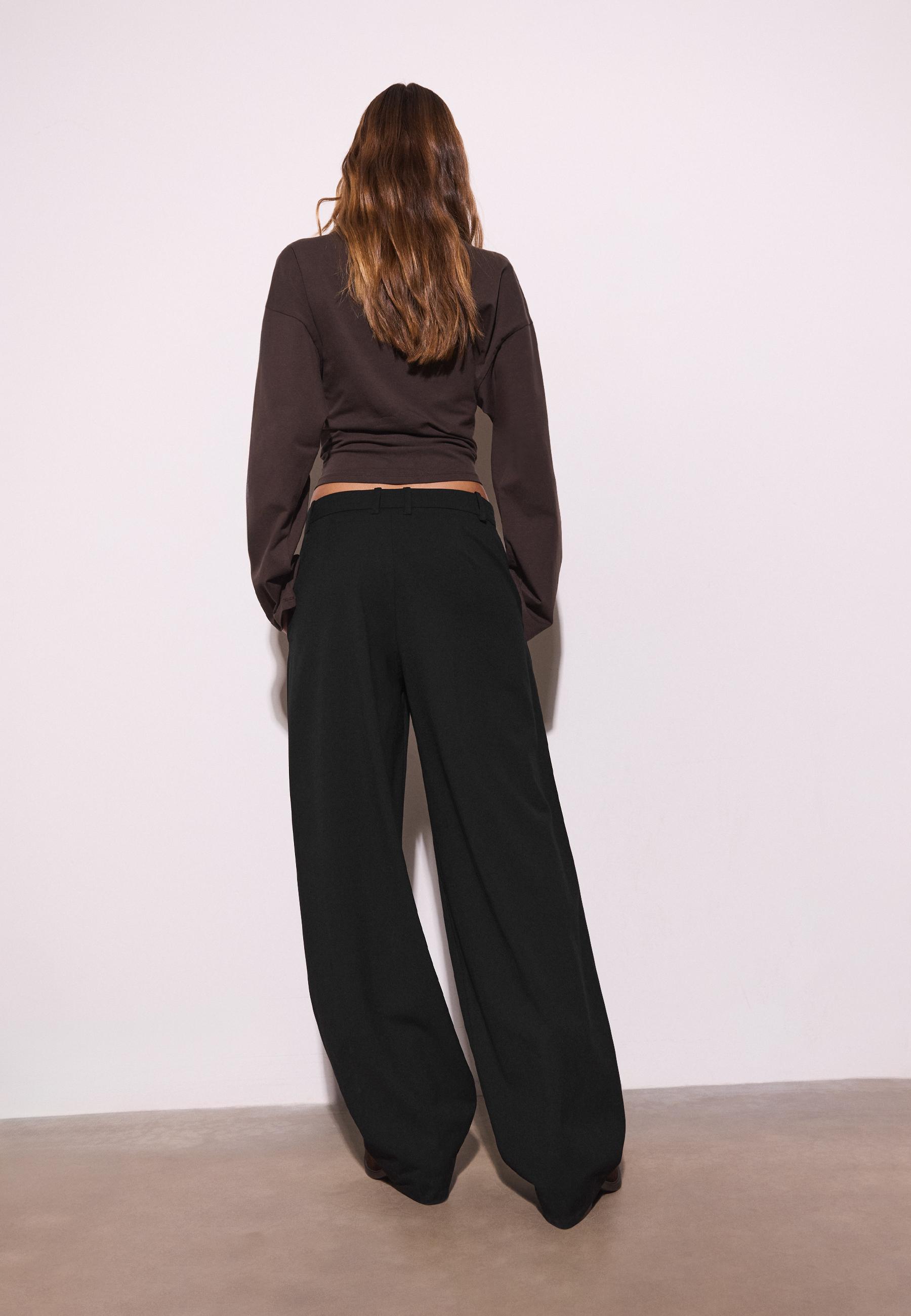 Smart baggy trousers with seam detail — Black