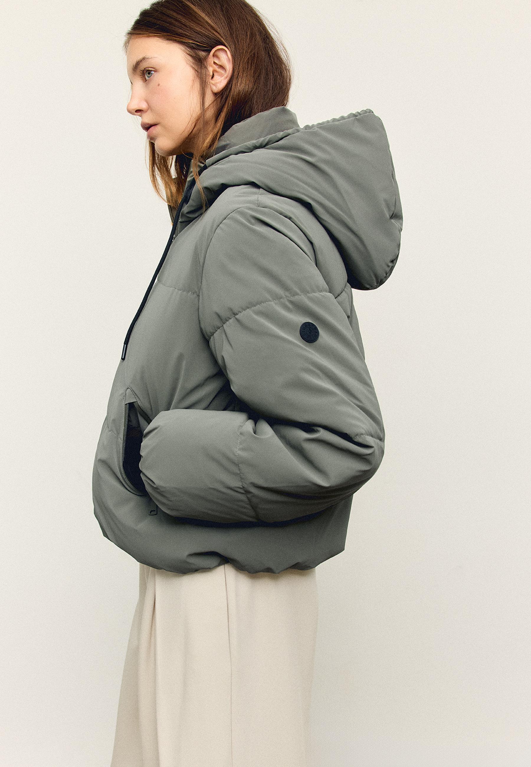 Hooded puffer jacket — Khaki