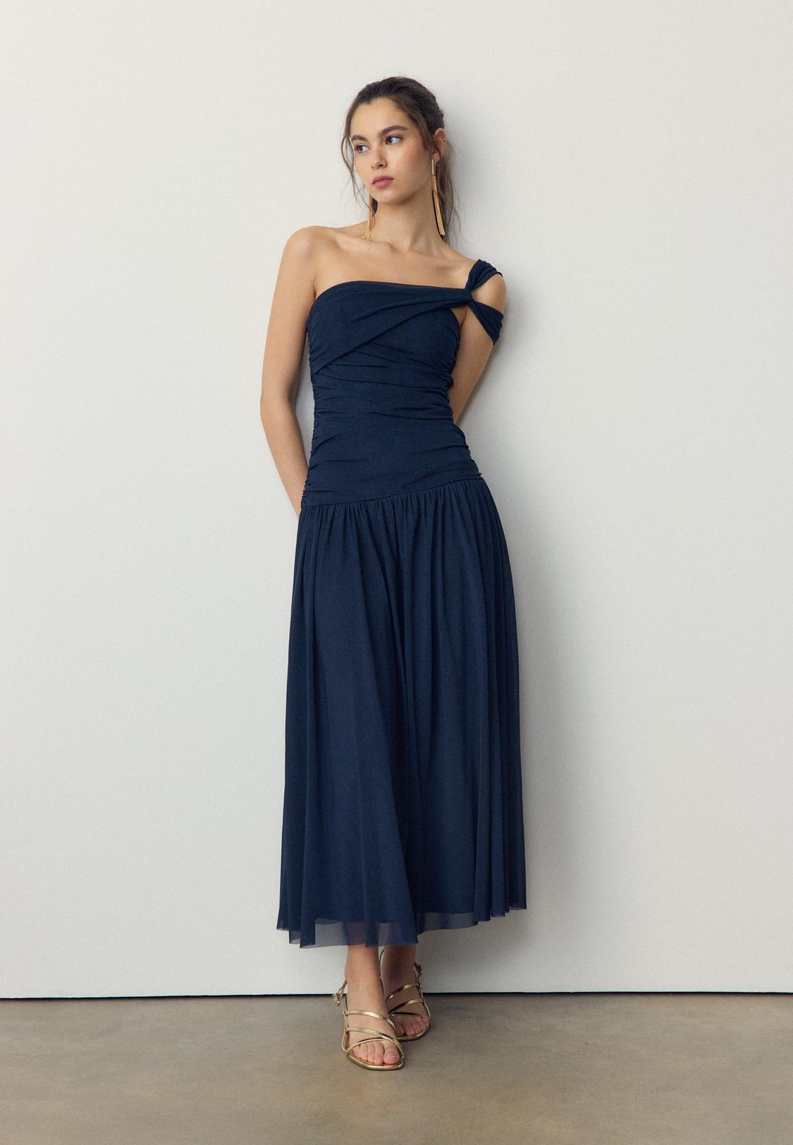 Asymmetric strap tulle midi dress - Women's fashion | Stradivarius Saudi Arabia Asymmetric strap tulle midi dress - Women's fashion | Stradivarius Saudi Arabia