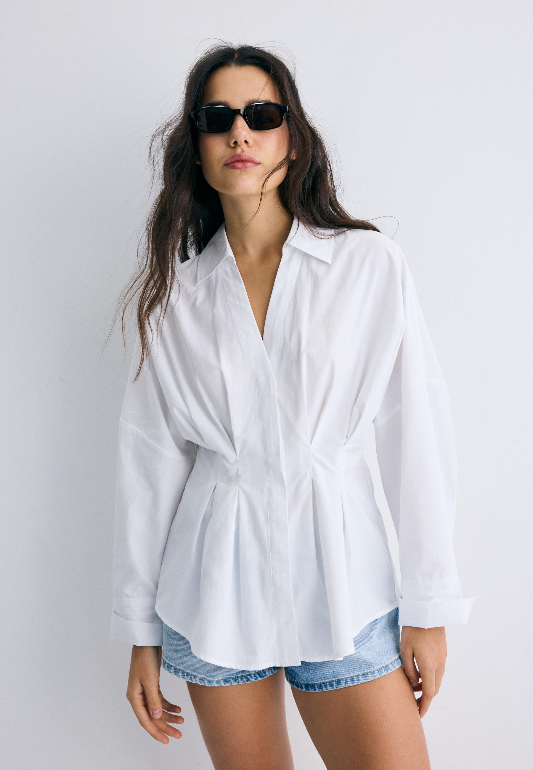Pleated poplin shirt