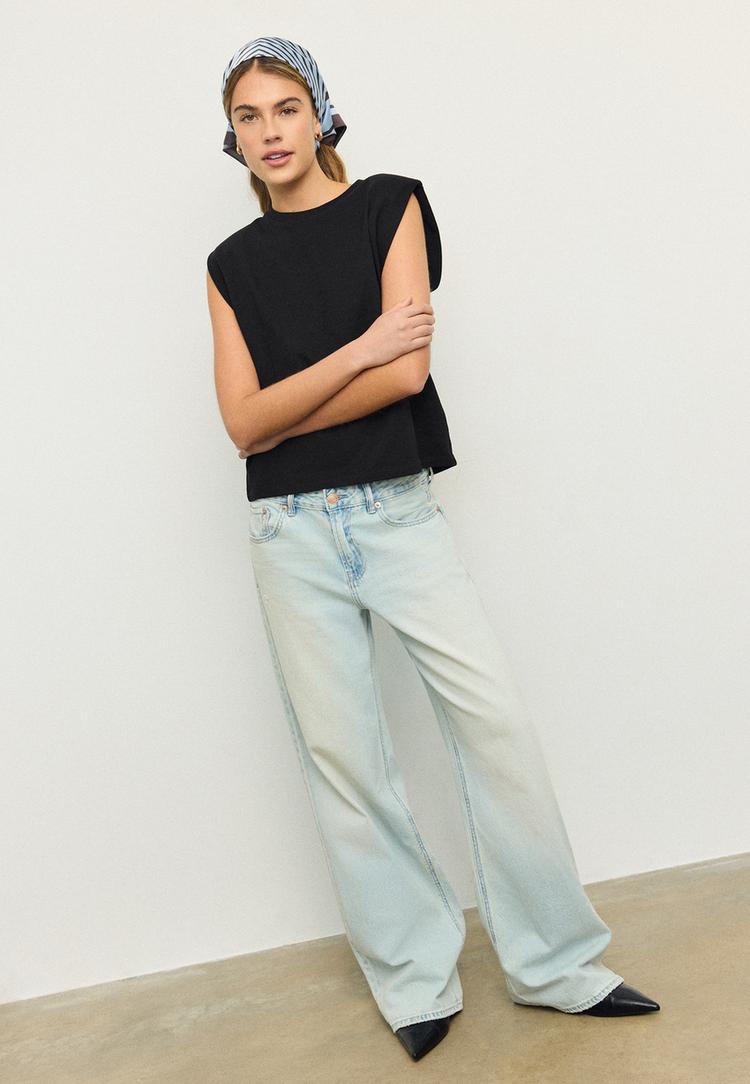 Stradivarius Μπλούζα Basic Με Βάτες Μαύρο Xl