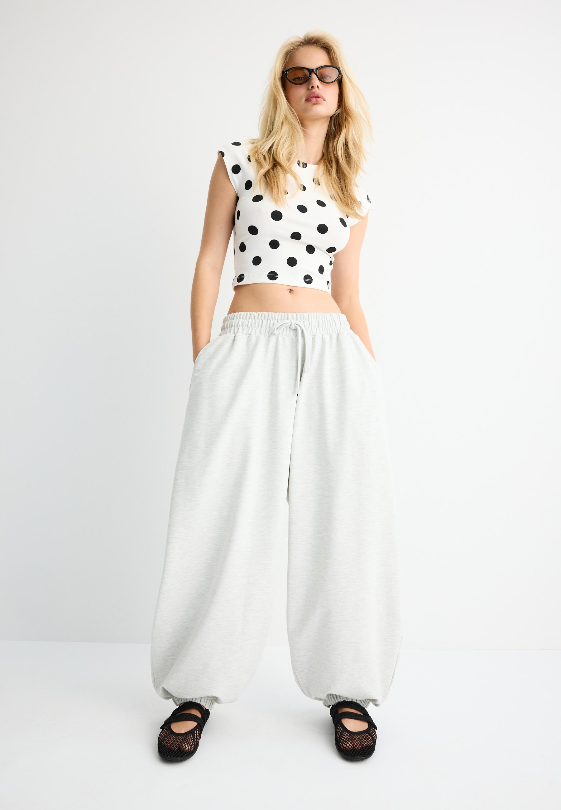 Balloon volume jogger trousers — Grey melange