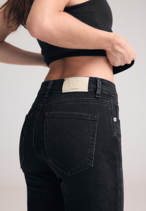 d78 jeans cropped flare