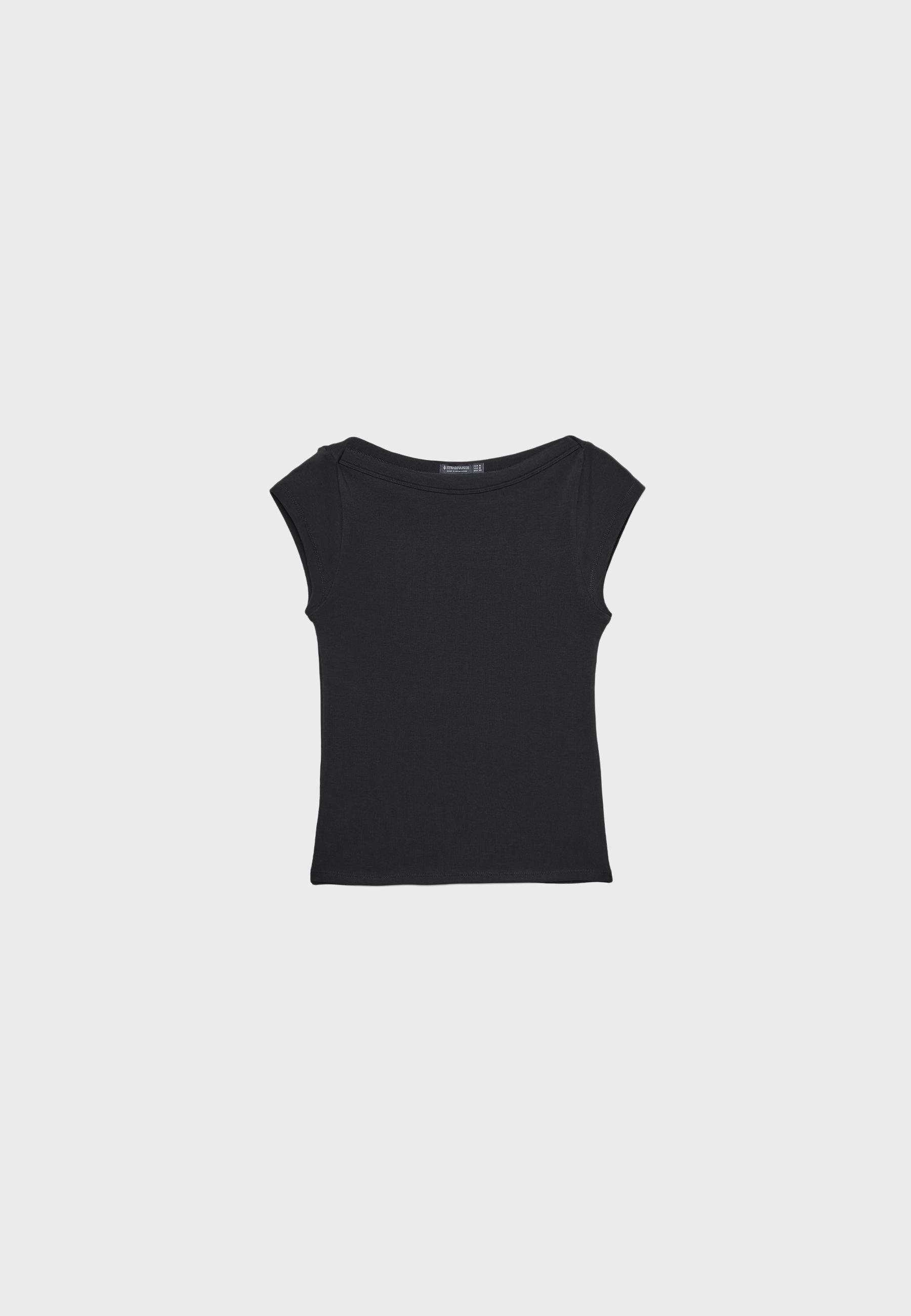 Basic boat neck T-shirt — Black
