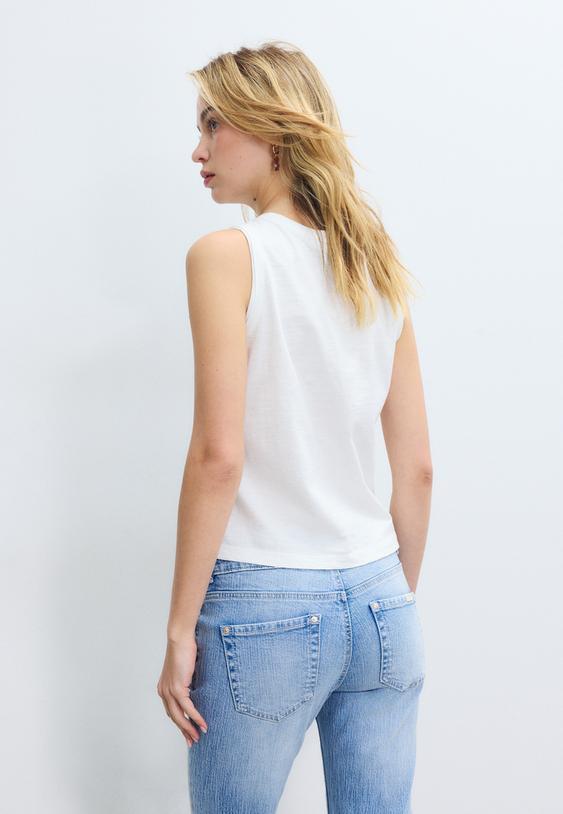 zımba islemeli kolsuz tshirt