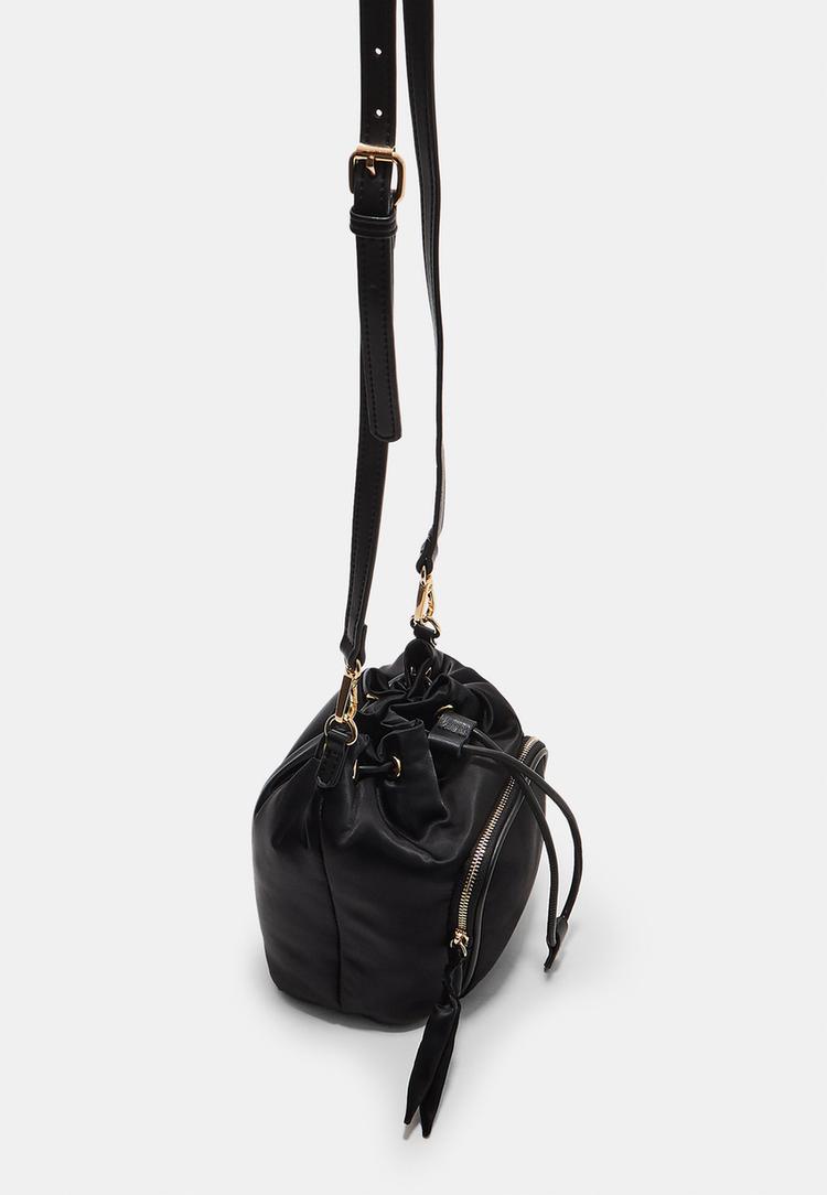 geweven bucket crossbodytas