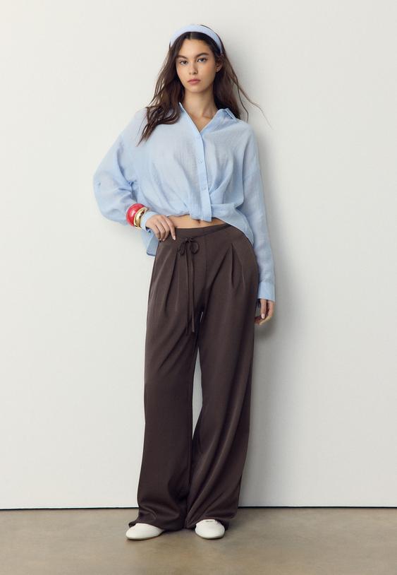 pantalon fluido efecto arrugado lazo