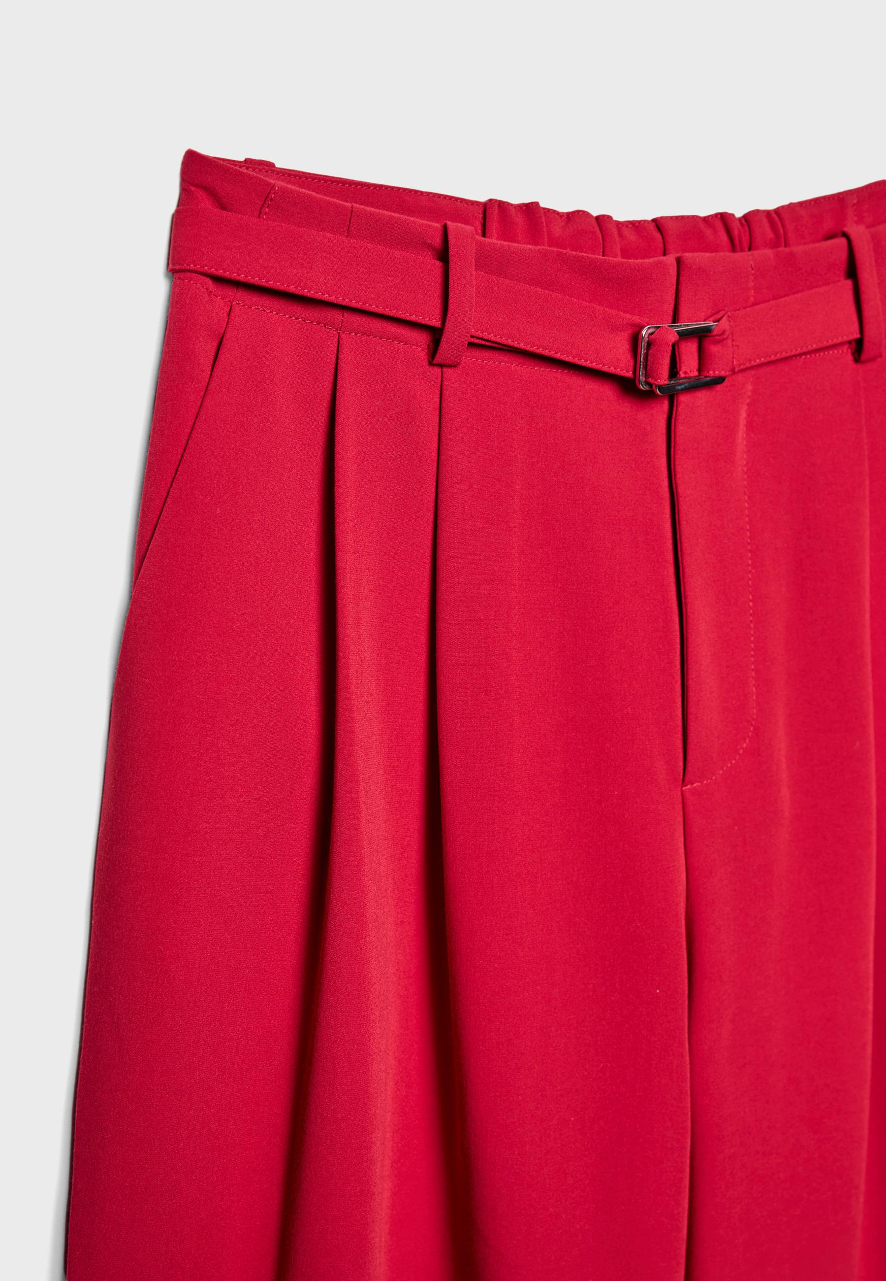 Wide-leg trousers with buckle detail — Dark red