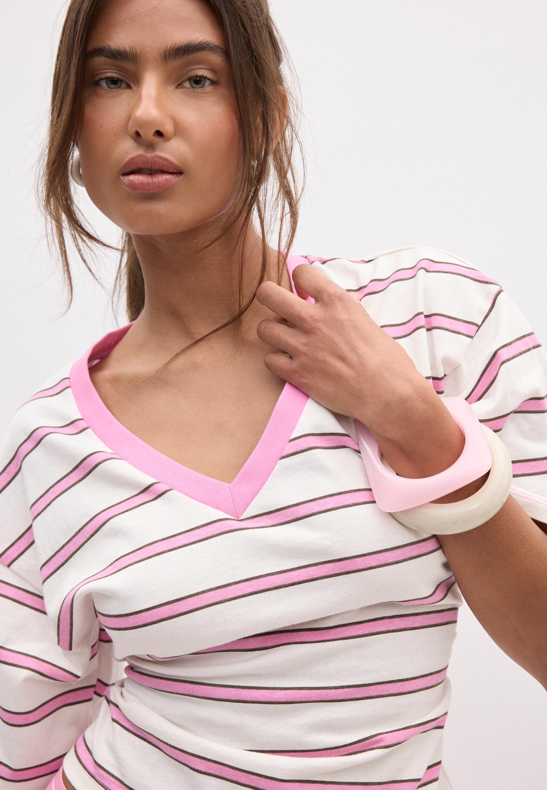 Striped V-neck kimono sleeve T-shirt — Bubblegum pink