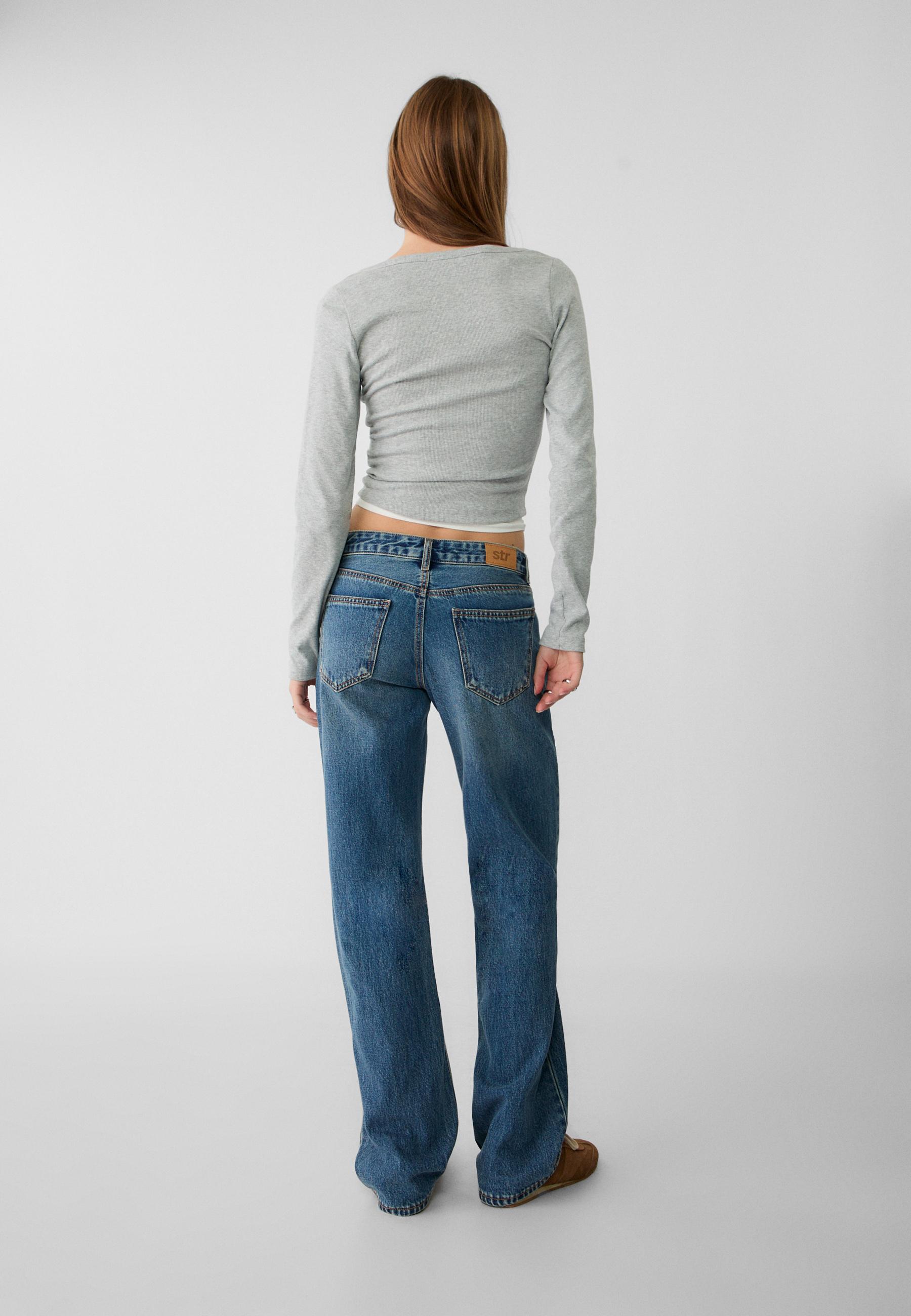 Low-rise straight leg jeans — MEDIUM LIGHT BLUE DENIM