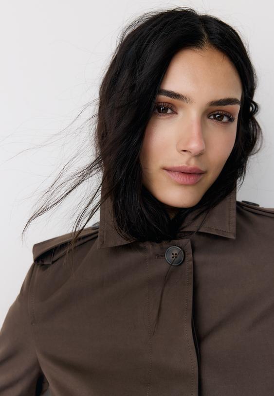 Dolg Trenčkot Z Enojnim Zapenjanjem