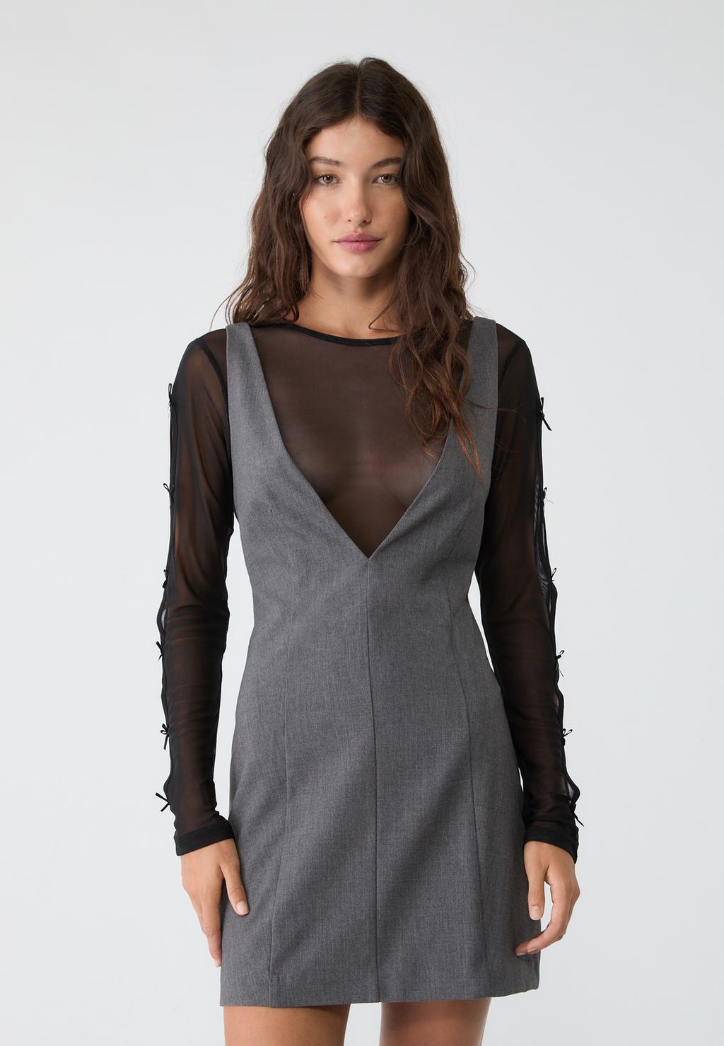 Short V-neck dress