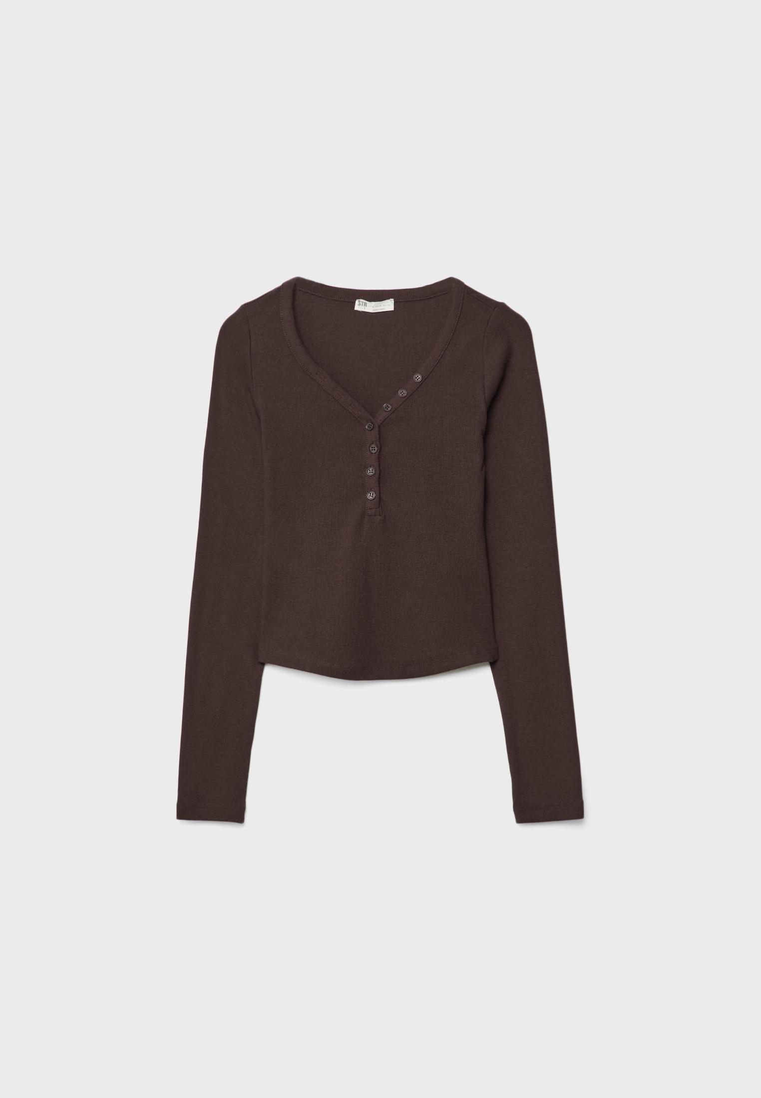 Blouse with buttons — Brown