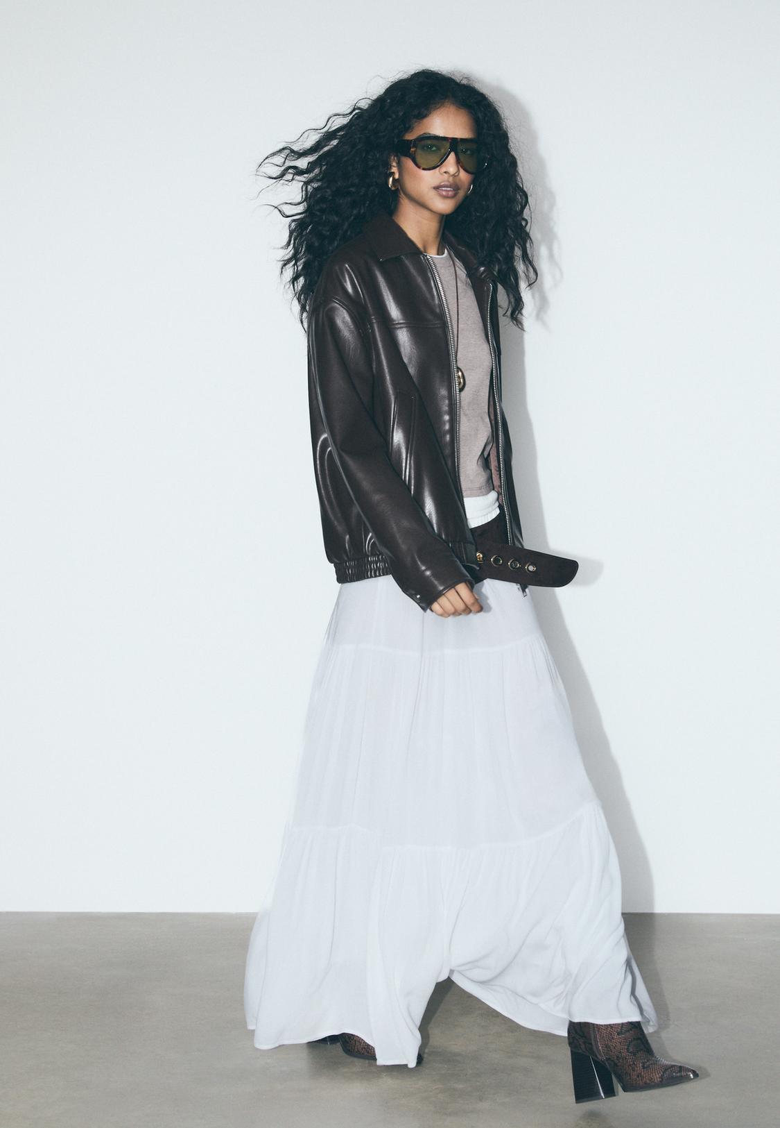 Combinar Falda Plisada Falda Midi Punto Stradivarius Long Flowing