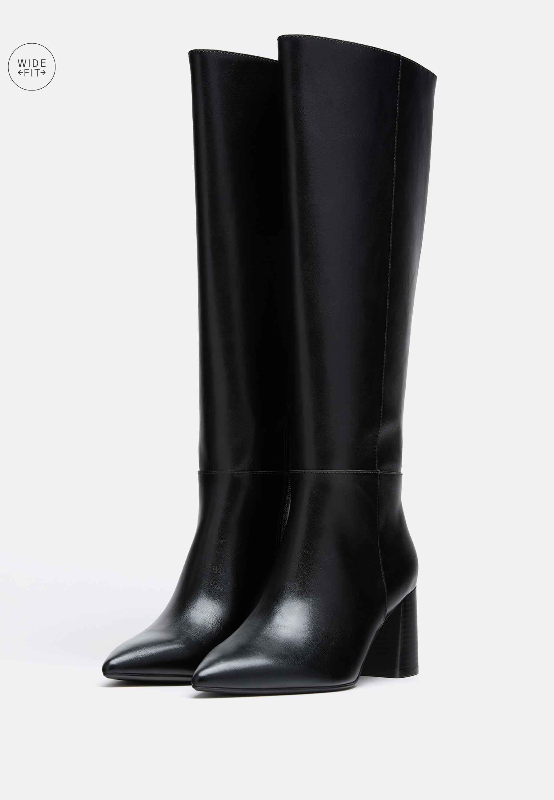 Stradivarius Wide Fit. Ψηλές Μαύρες Μπότες Με Τακούνι Μαύρο 41
