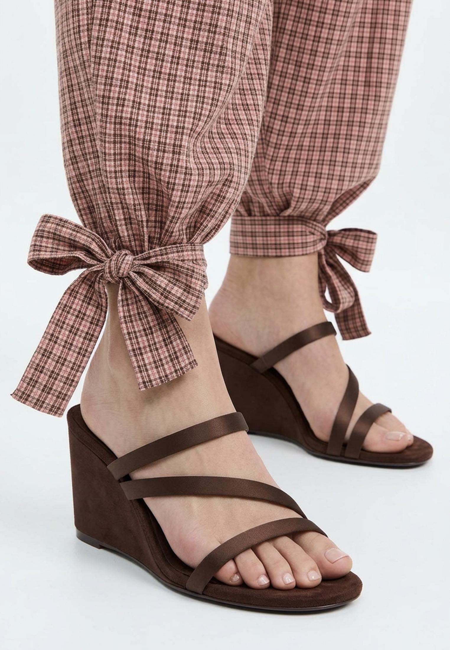 Wedge platform heeled sandals — BROWN