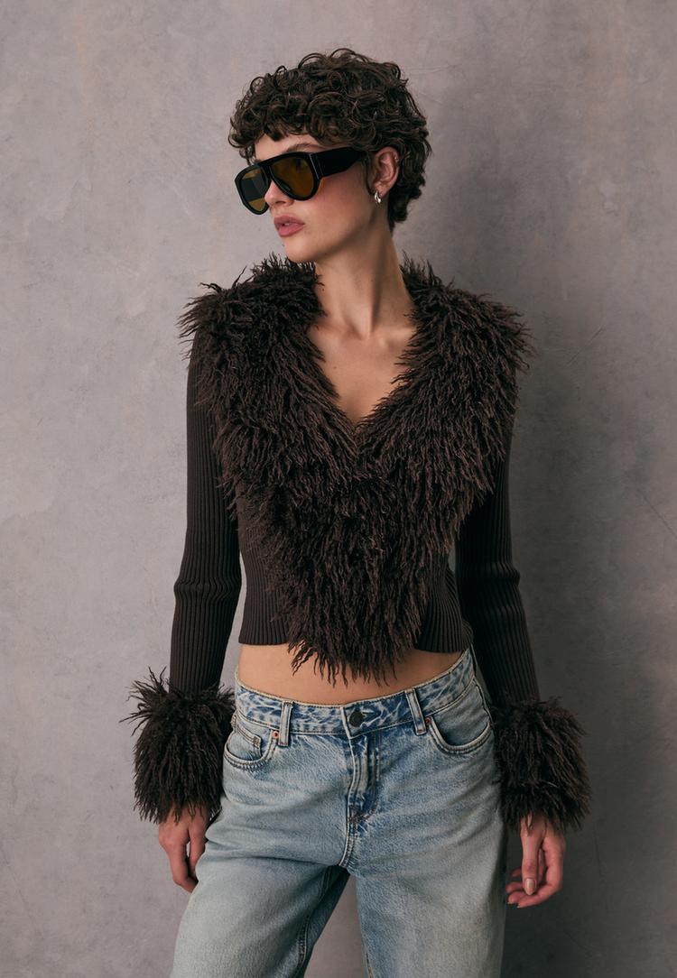 knit cardigan with detachable faux fur