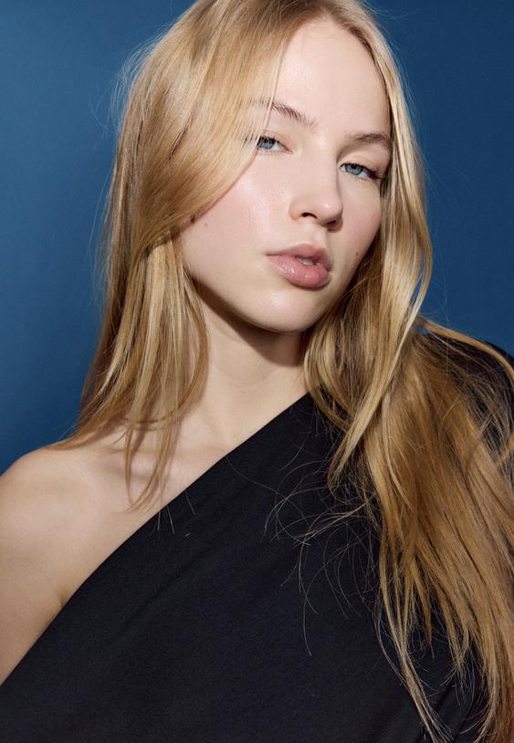 camiseta basica manga murcielago