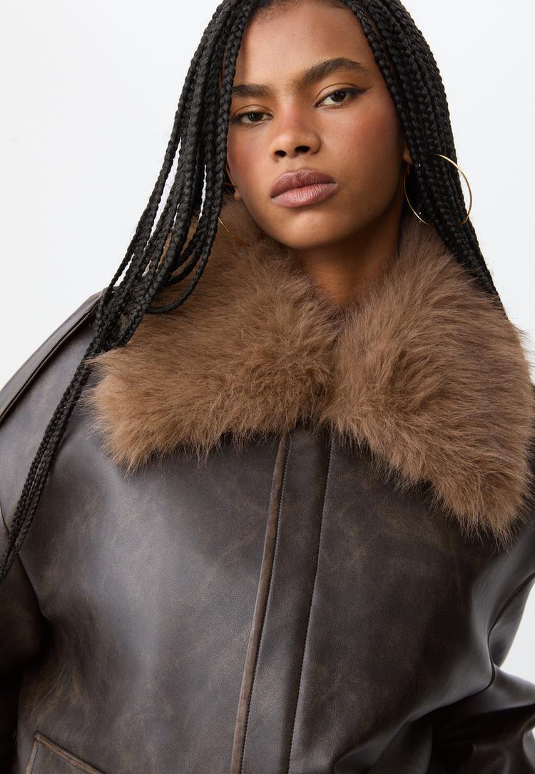 oversize-blouson-im-kunstleder-mix