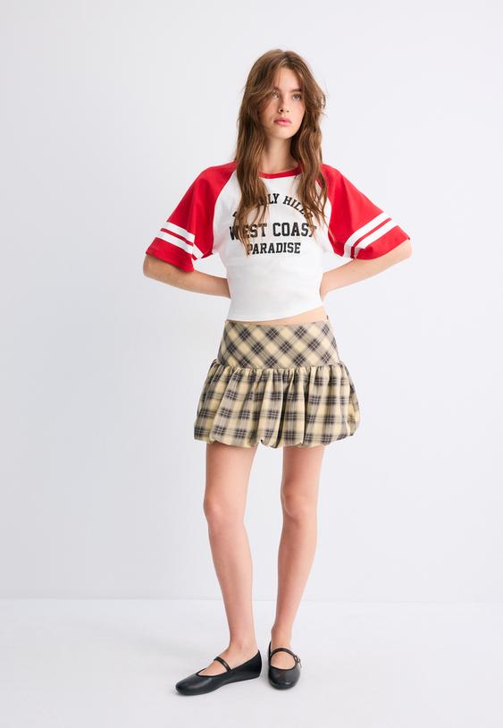 Stradivarius Raglan-T-Shirt Mit Motiv Rot Xl
