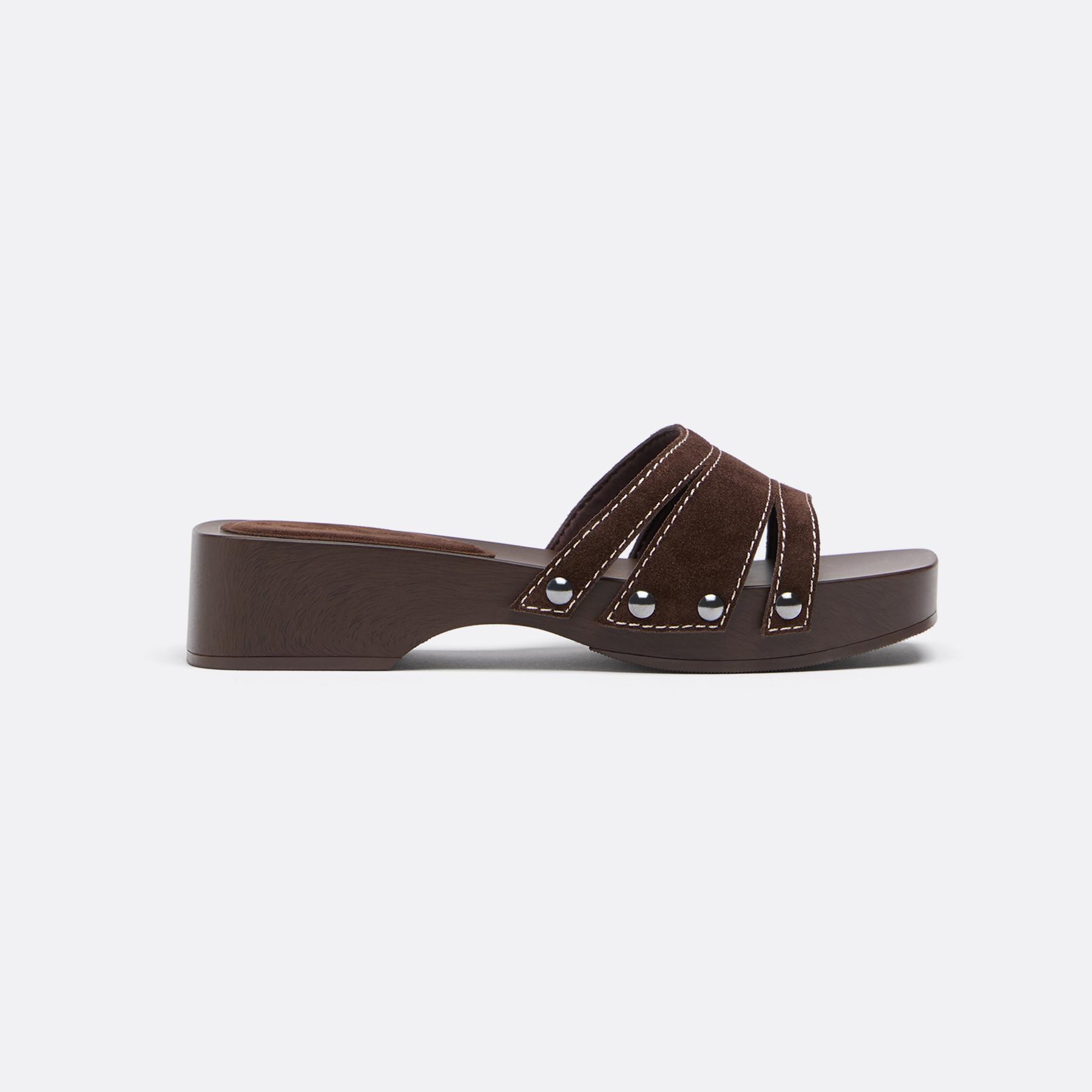 Flat leather mules — BROWN