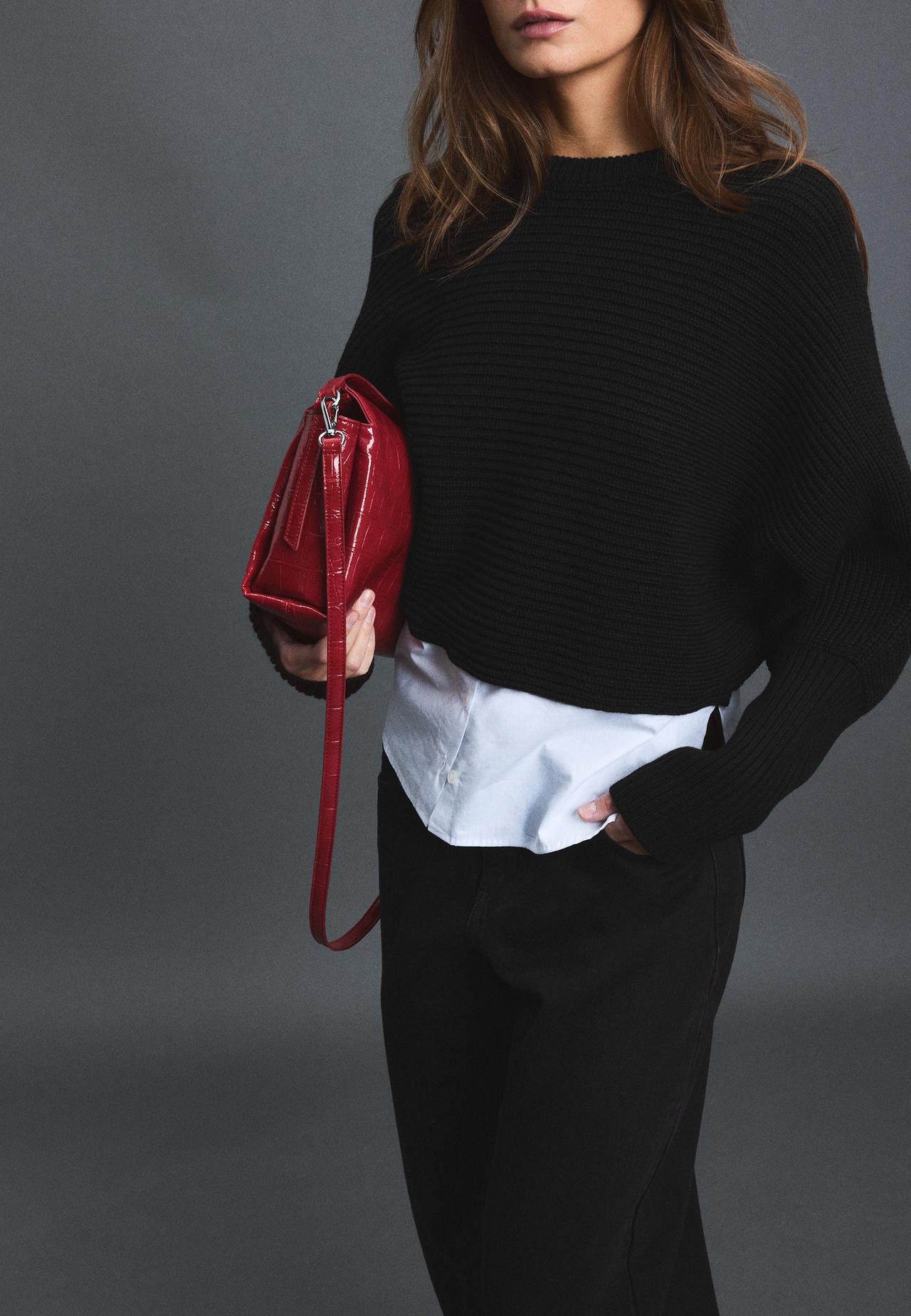 Mixed-fabric batwing sleeve knit jumper — Black