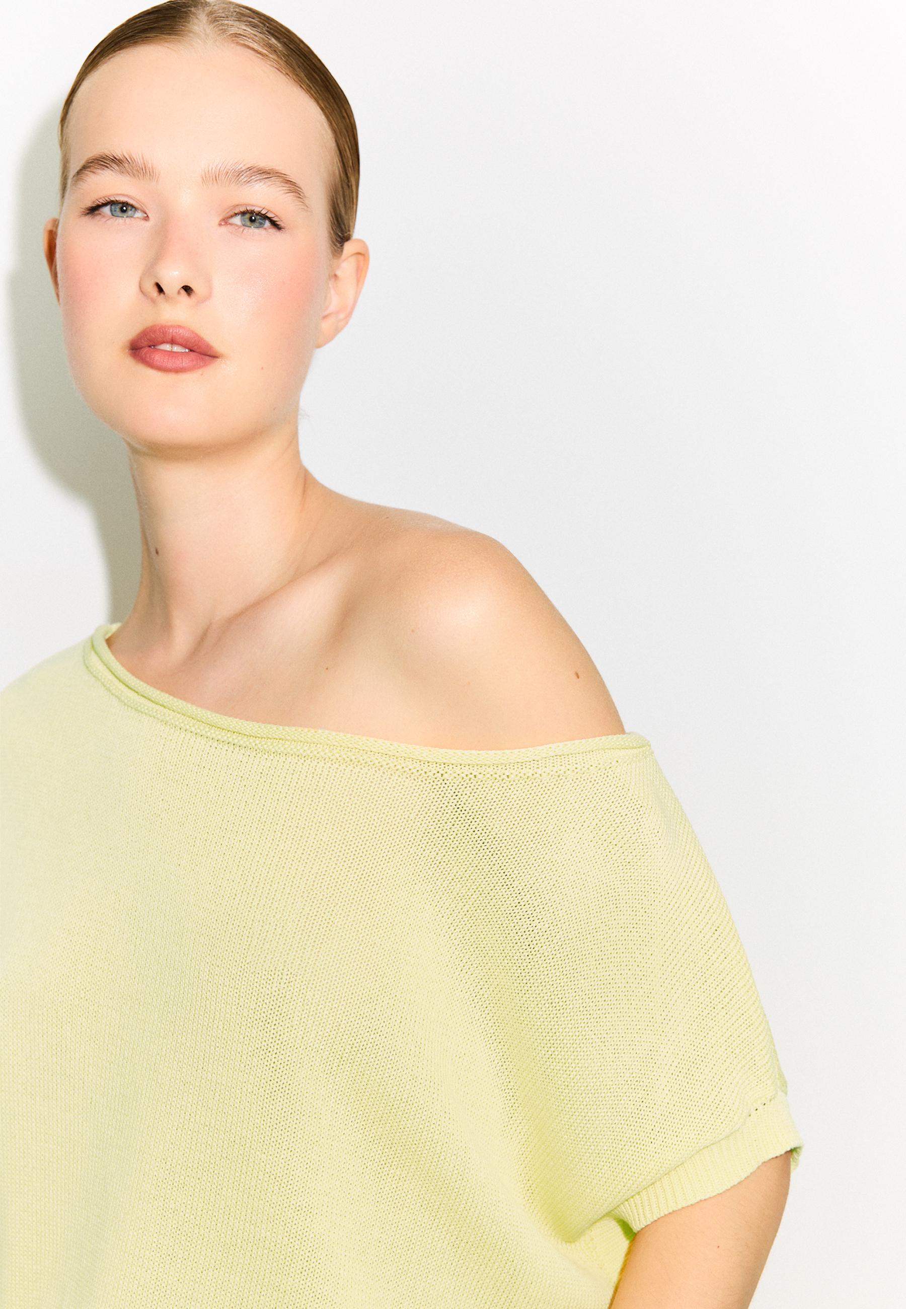 Rustic knit boat neck top — Pastel yellow