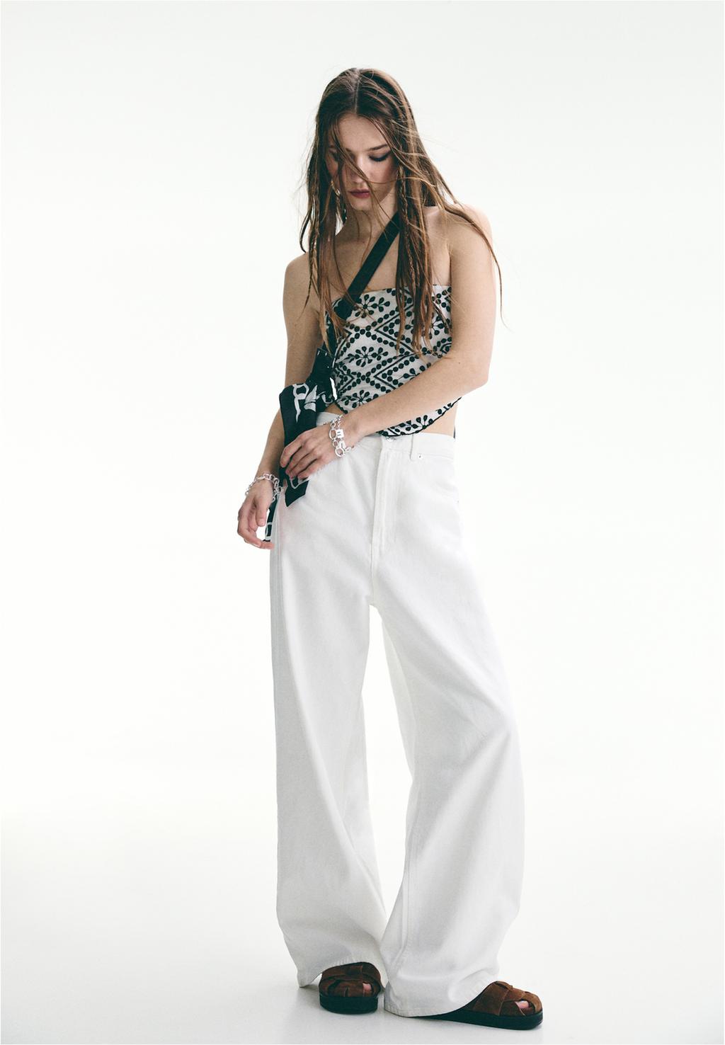 D88 Baggy wide-leg jeans