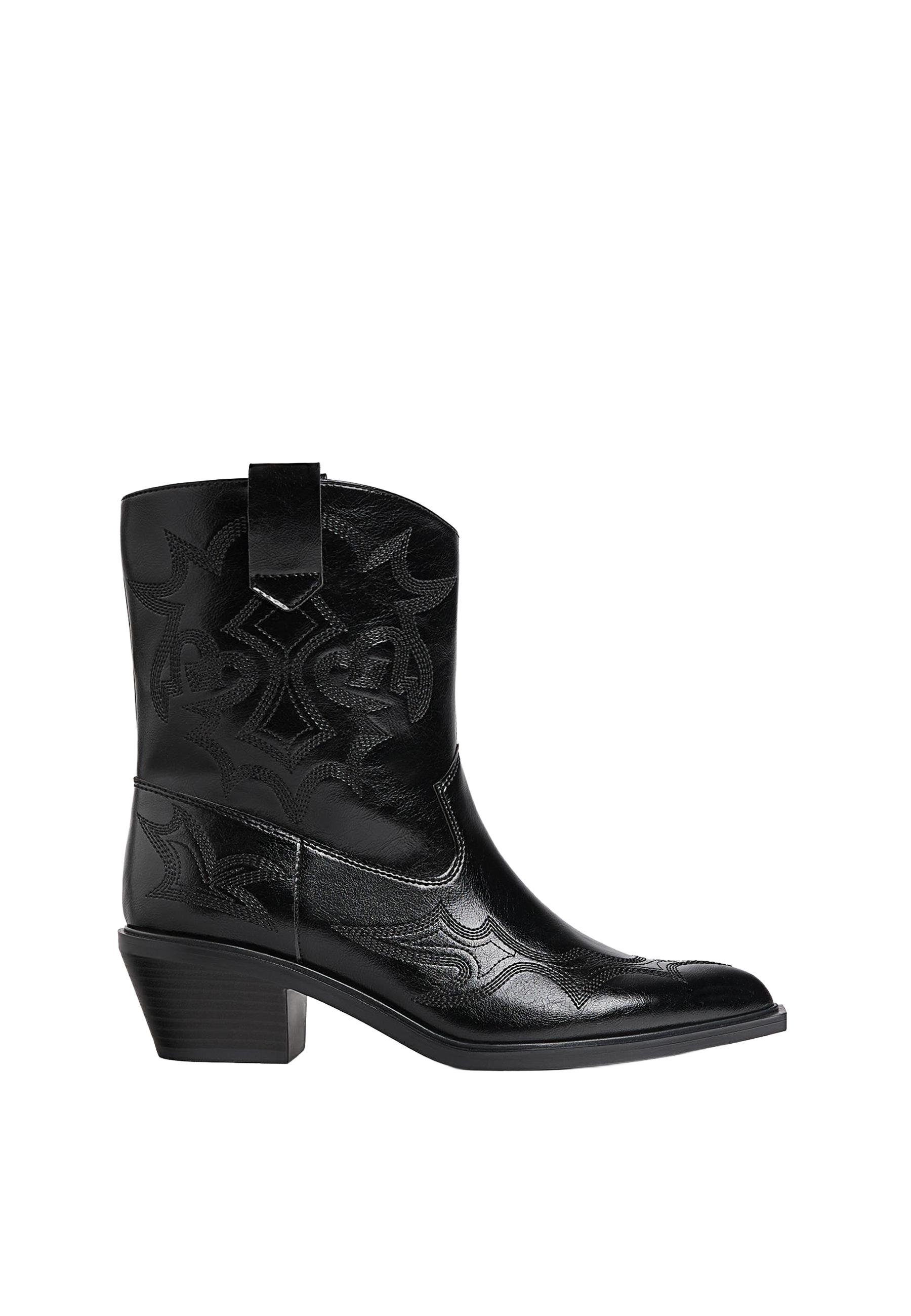 Heeled cowboy ankle boots — BLACK 