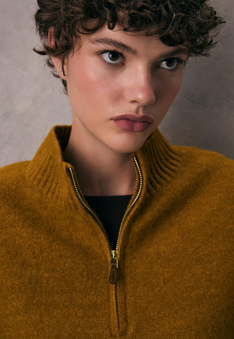 strickpullover-mit-reiverschluss