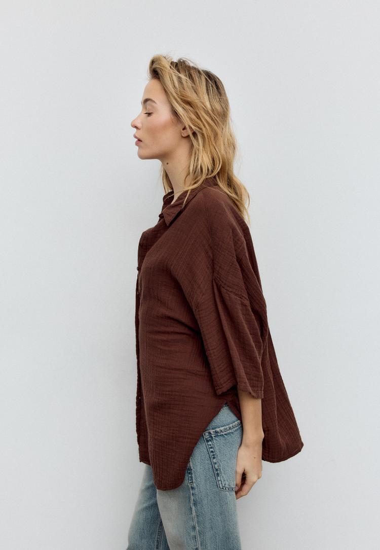 dokumlu pamuklu gomlek