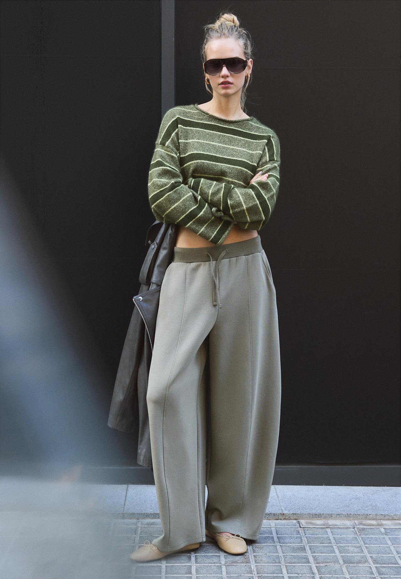 Wide-leg barrel jogger trousers — Brown