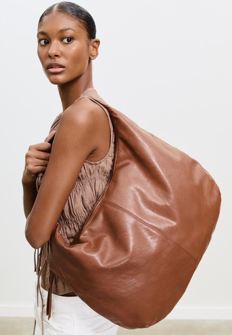 half moon shoulder bag