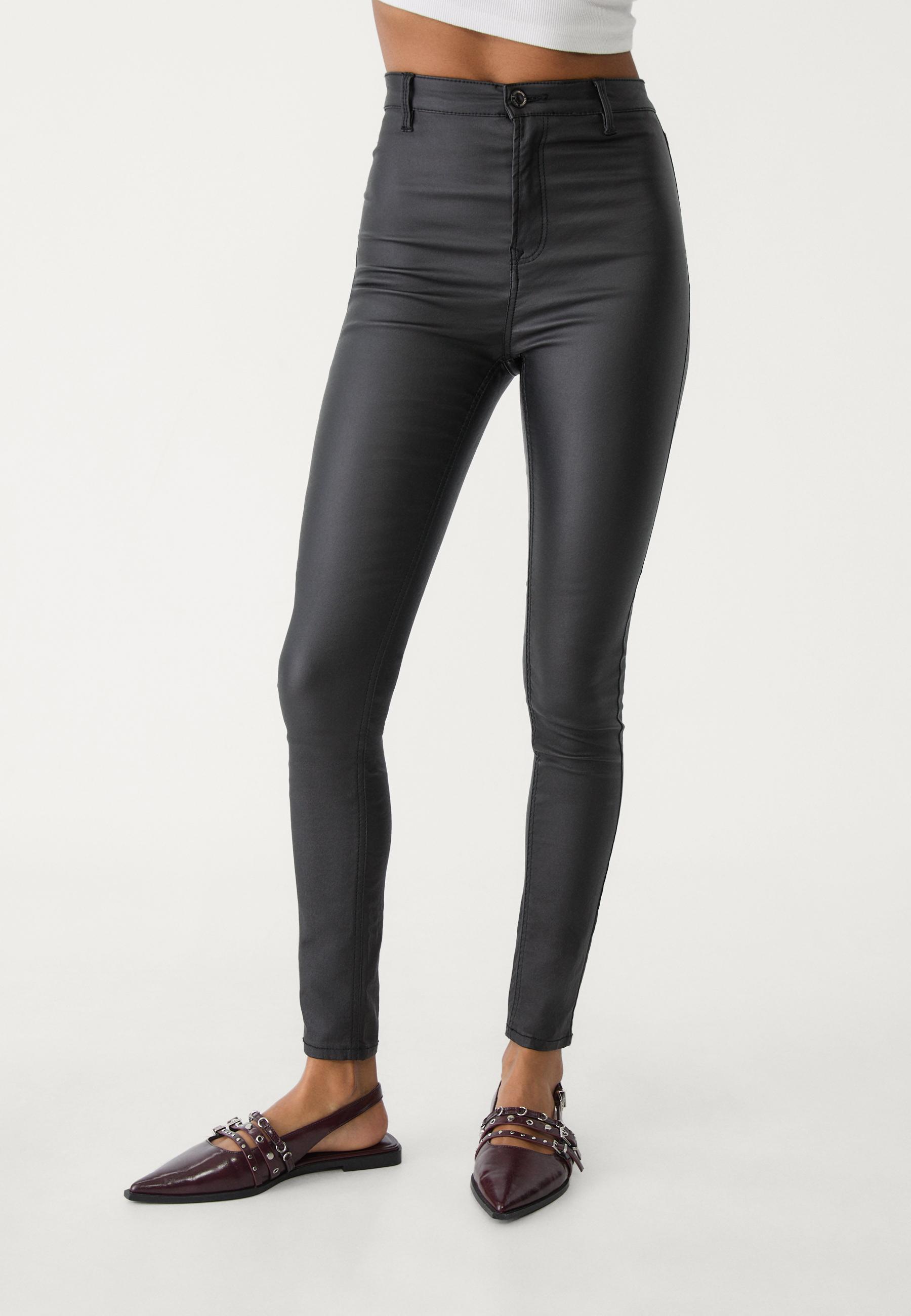 Super high waist coated trousers — Black